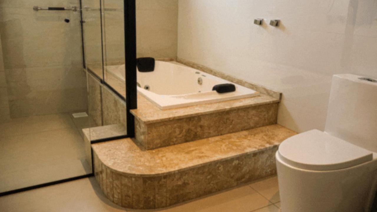Baño Hotel 2 Irmãos