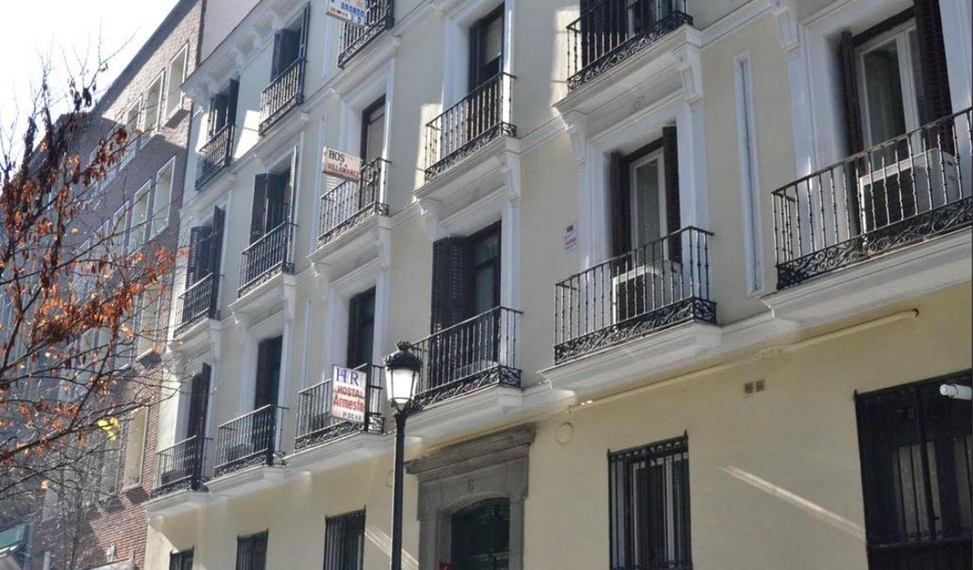 Vista Exterior Hostal Armesto