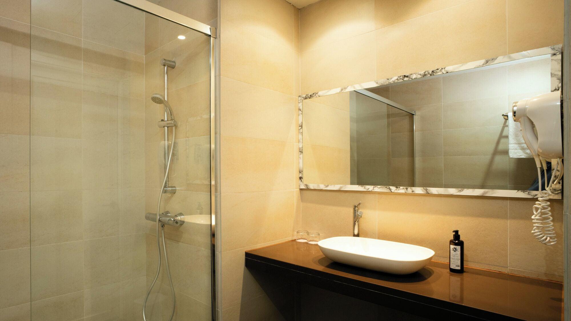 Equipamiento de Habitación Hotel Ramblas Internacional