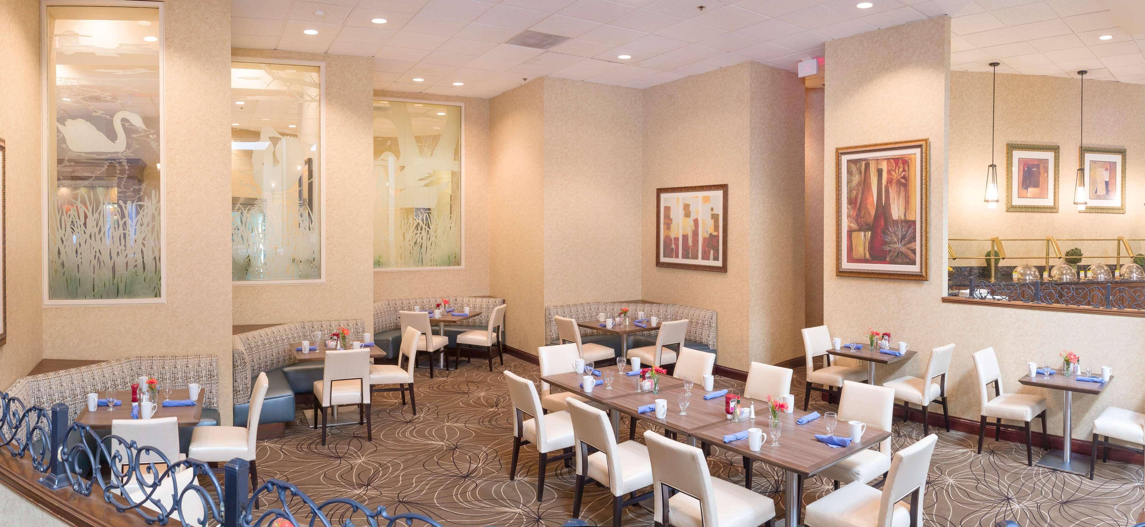 Restaurant DoubleTree by Hilton Boston - Milford