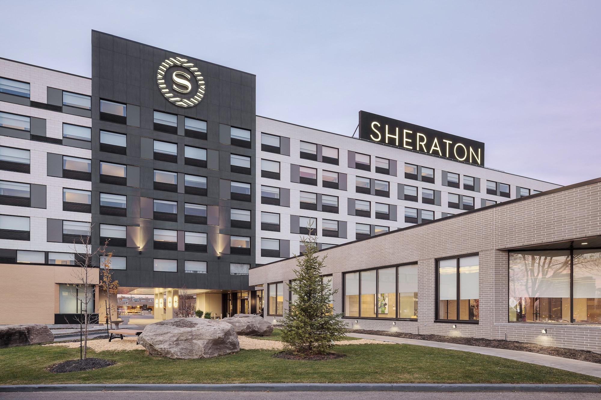 Vista Exterior Sheraton Laval Hotel