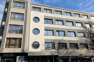 Alojamiento - Hotel CENTRAL