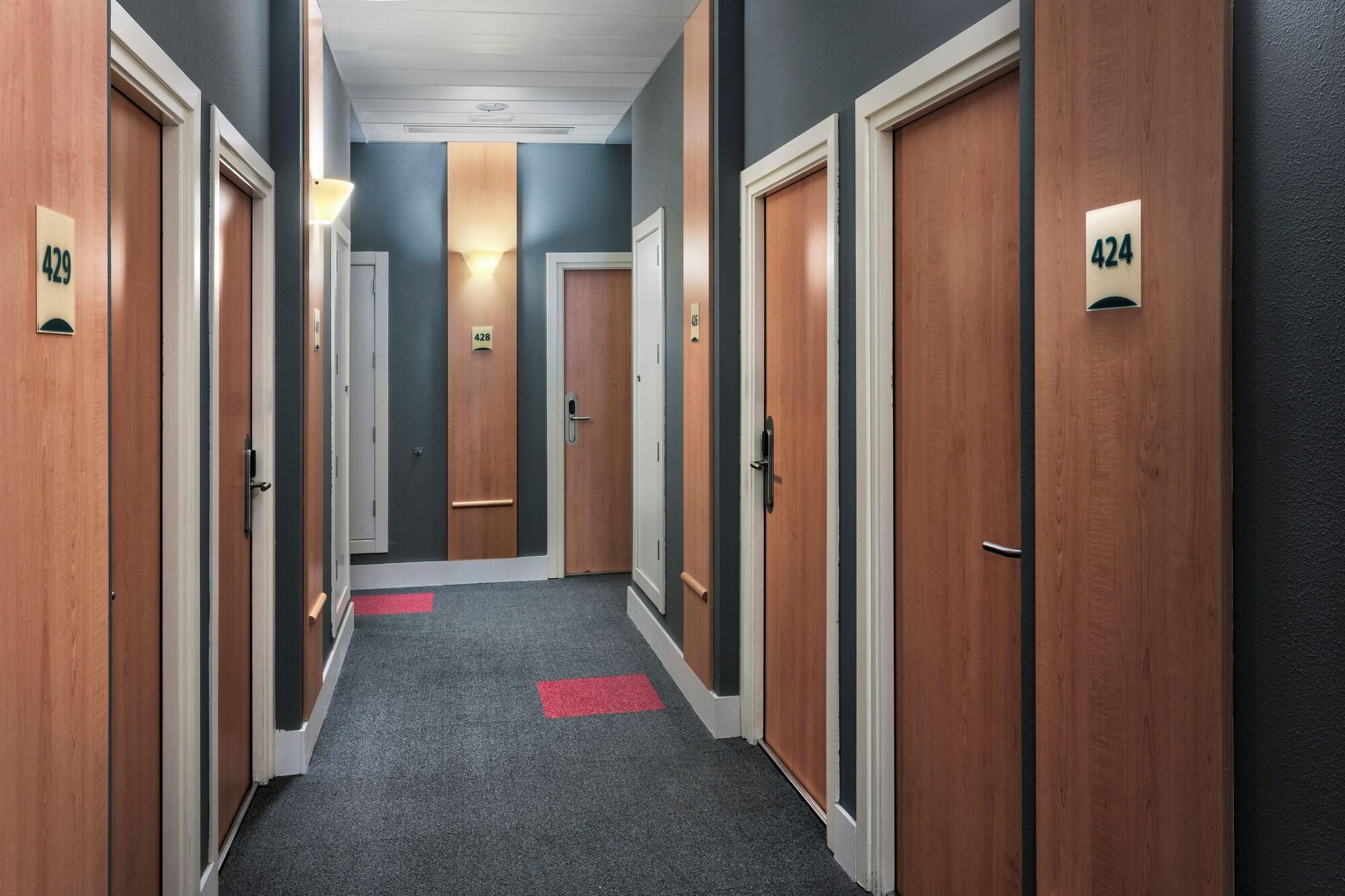 Varios B&B Hotel Barcelona Mataró