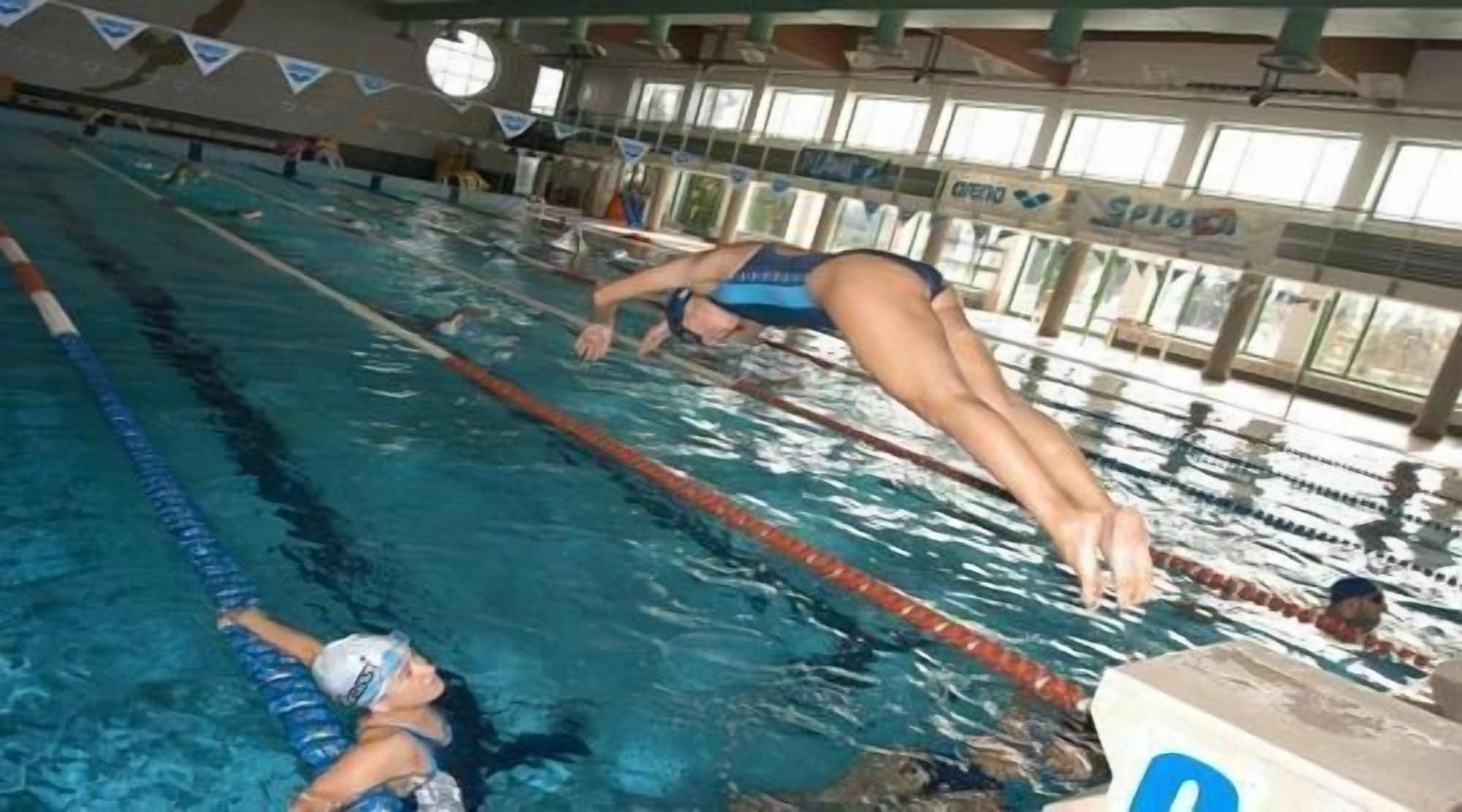 Vista Piscina Nicotel Wellness Corato