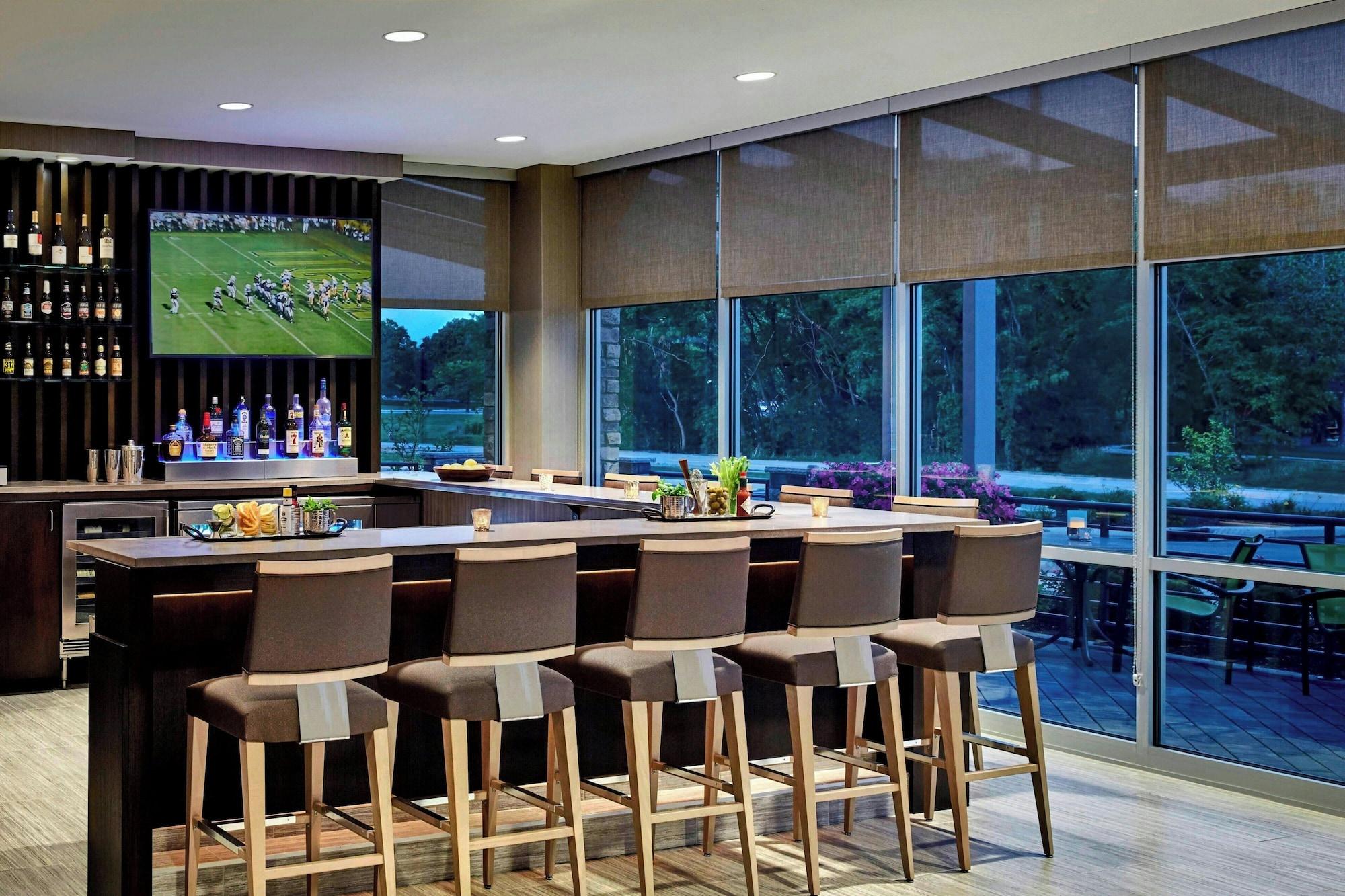 Bar/Salón Springhill Suites By Marriott Sandusky