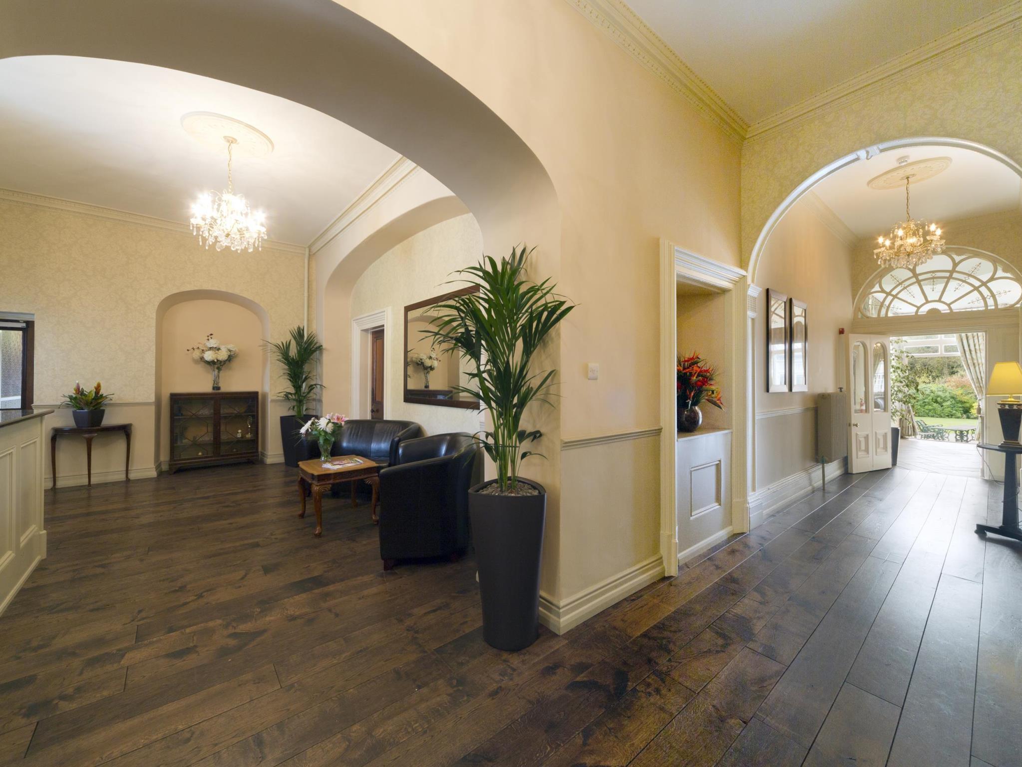 Vista Lobby Leigh Park Country House Hotel & Vineyard, BWSC