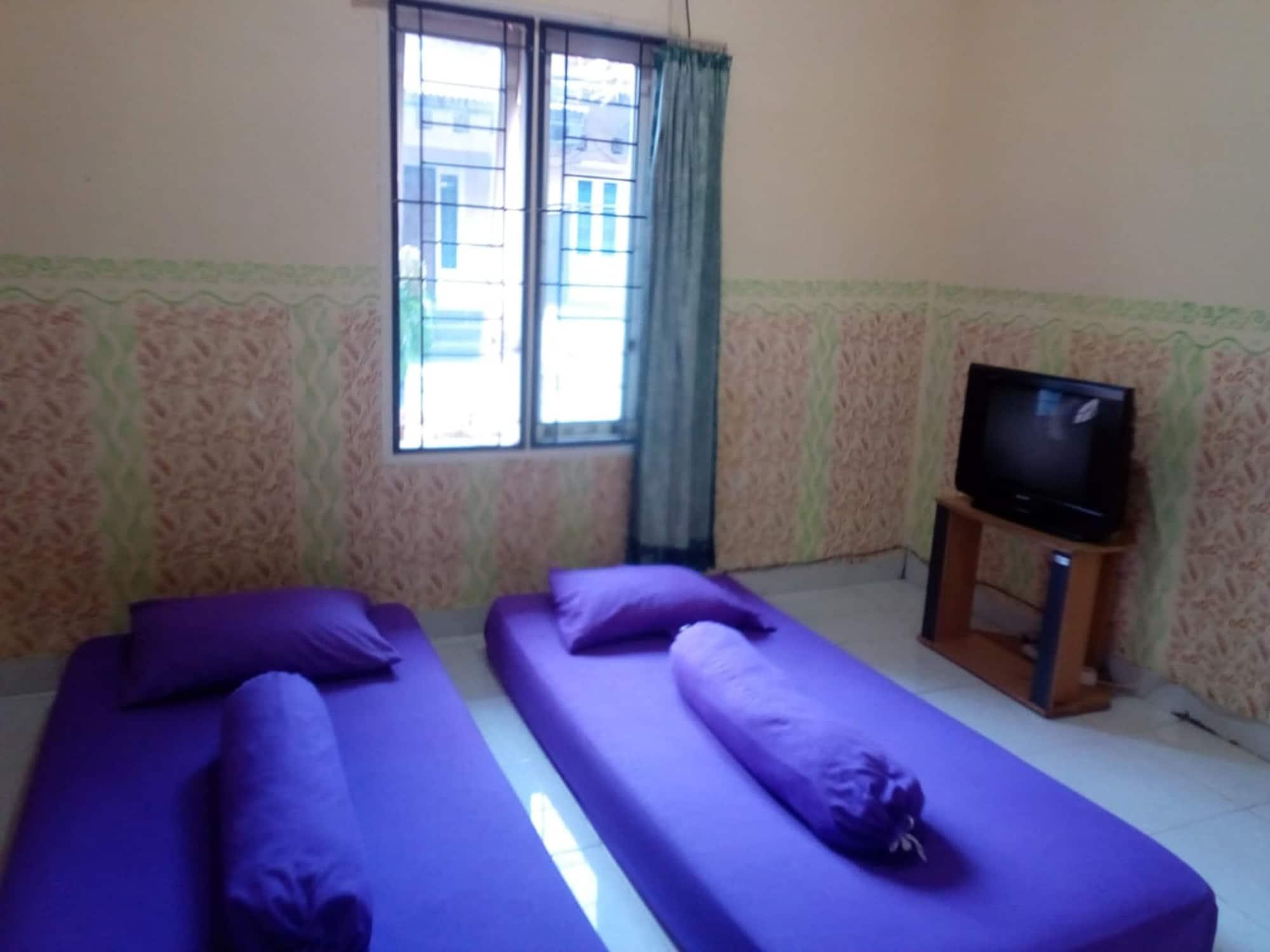 Habitación Dedy Kost
