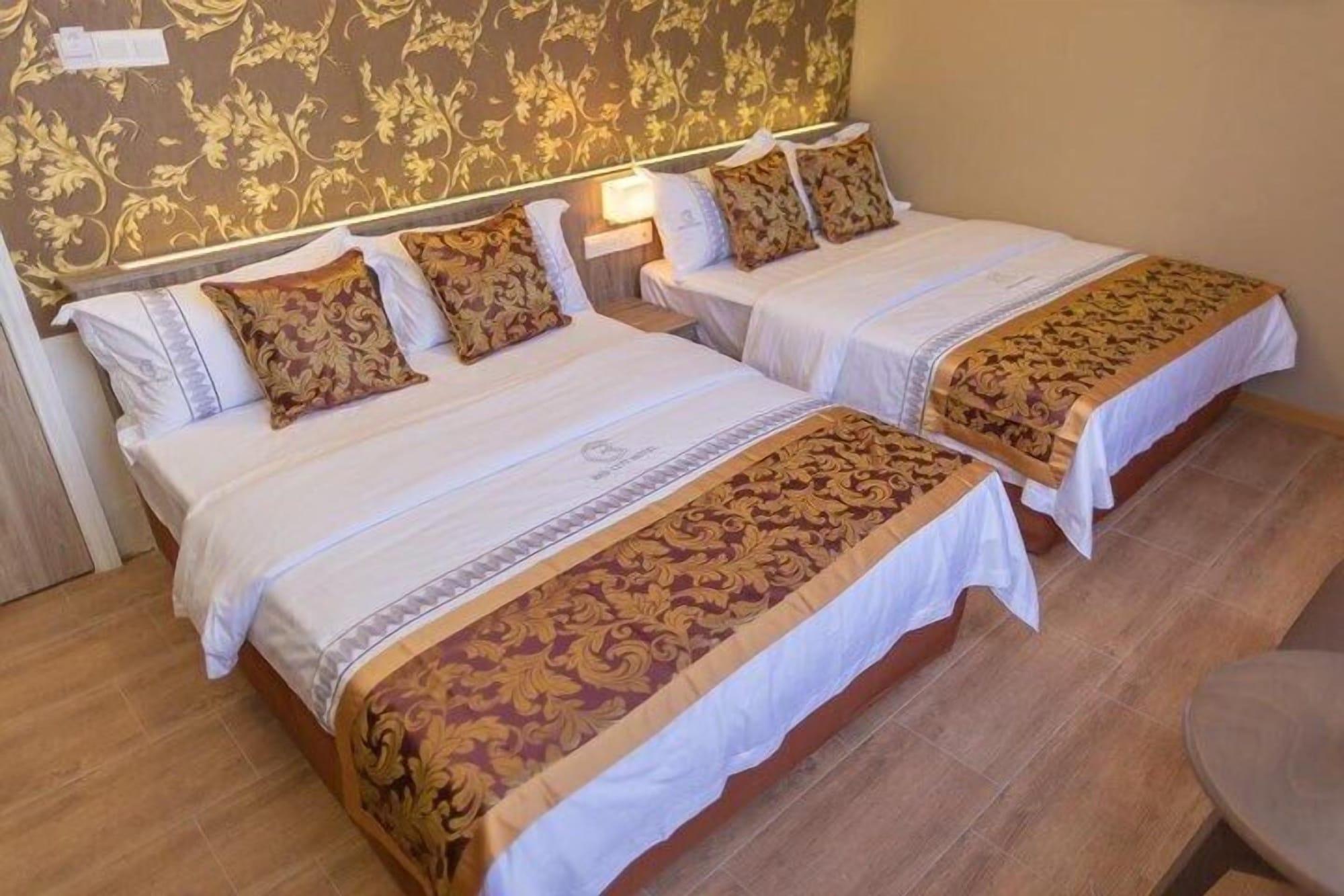 Habitación Red City Hotel