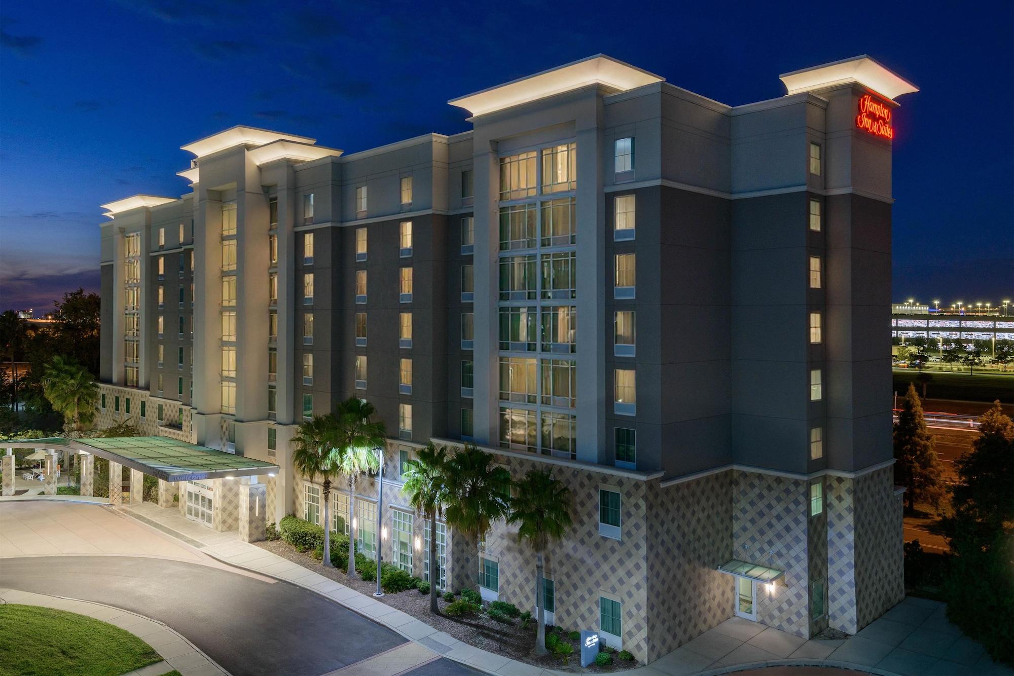 Vista Exterior Hampton Inn & Suites Tampa Airport Avion Park Westshore