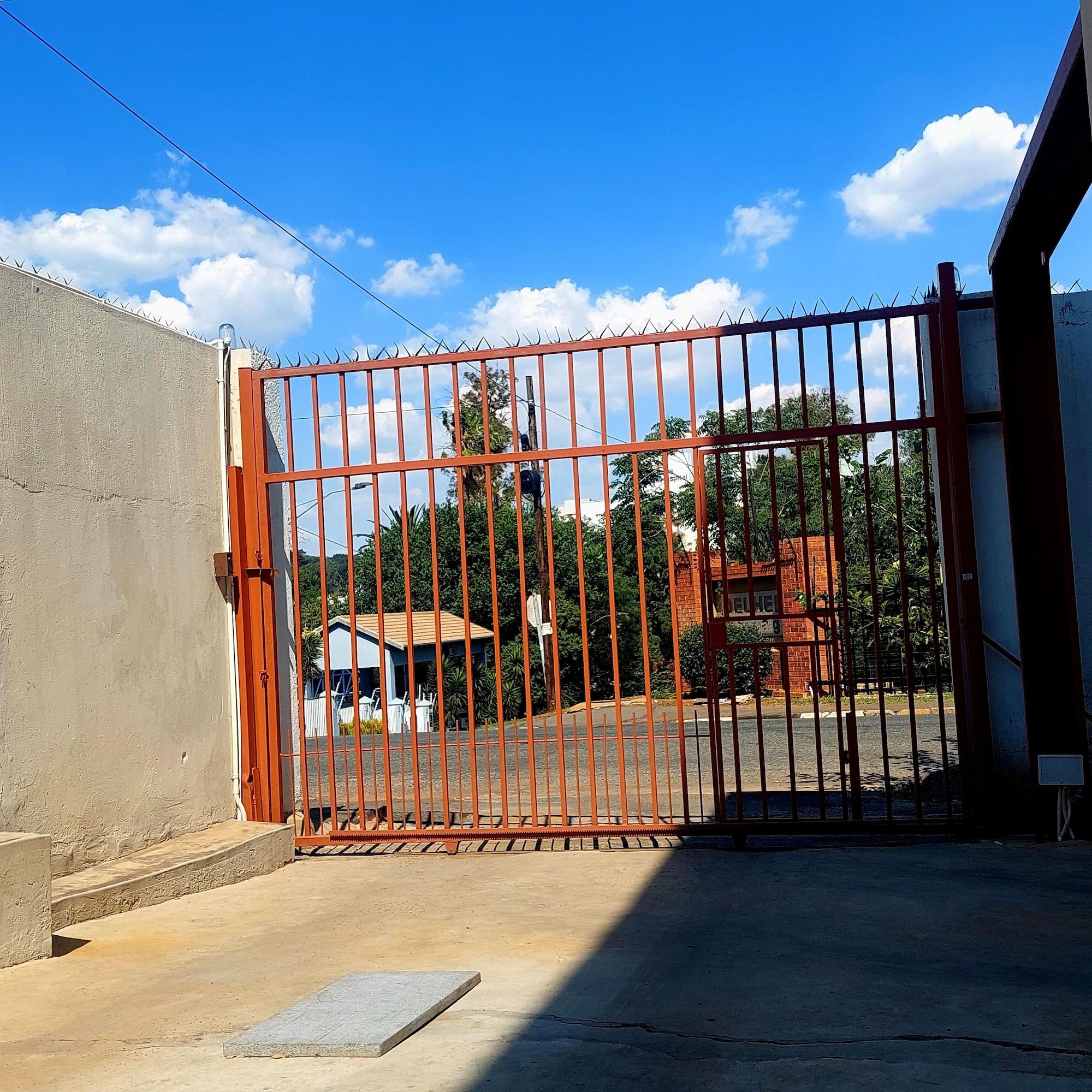 Vista Exterior Adhara Hotel