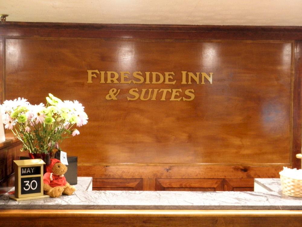 Vista do lobby Fireside Inn & Suites Waterville