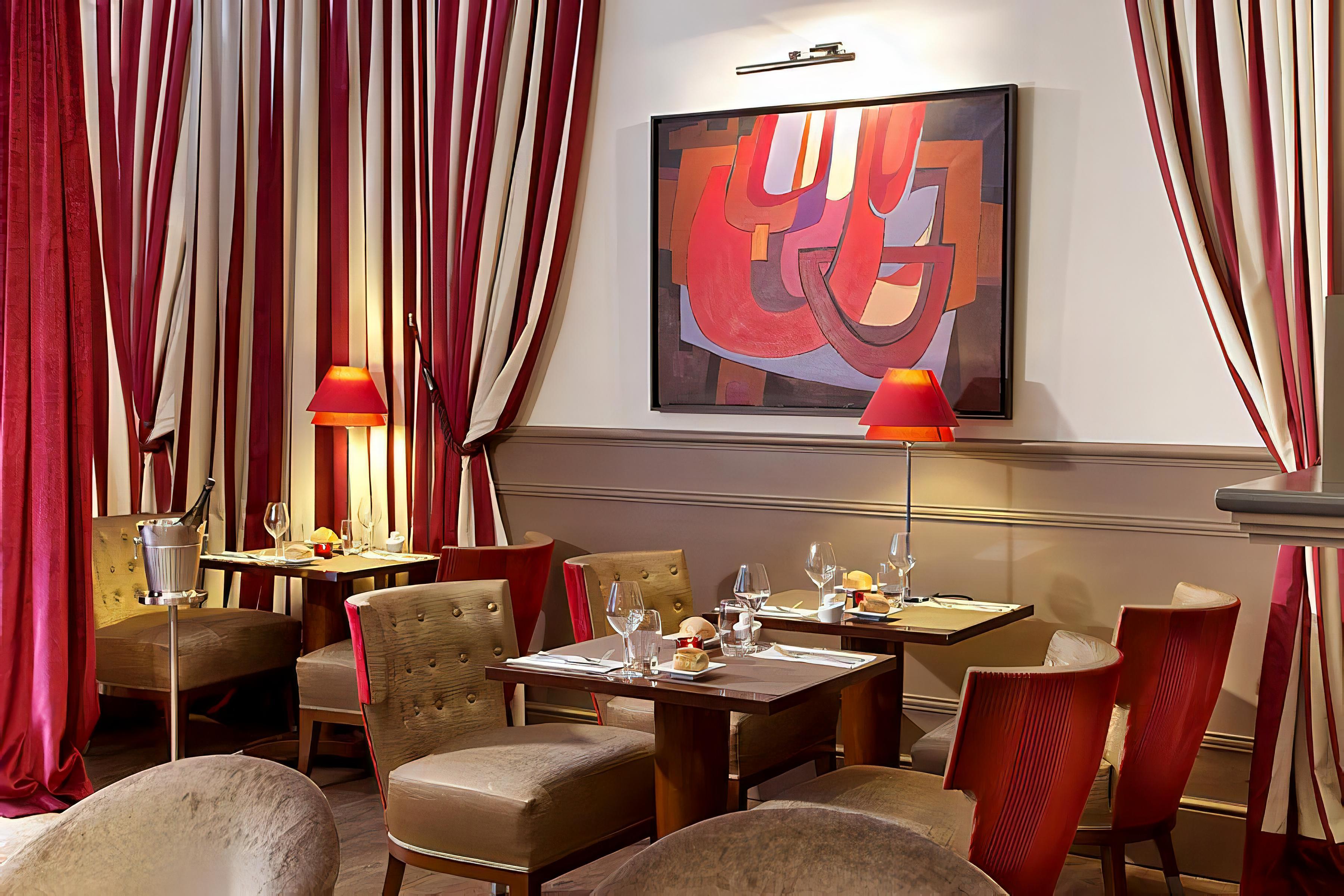 Vista Exterior California Paris Champs-Elysées