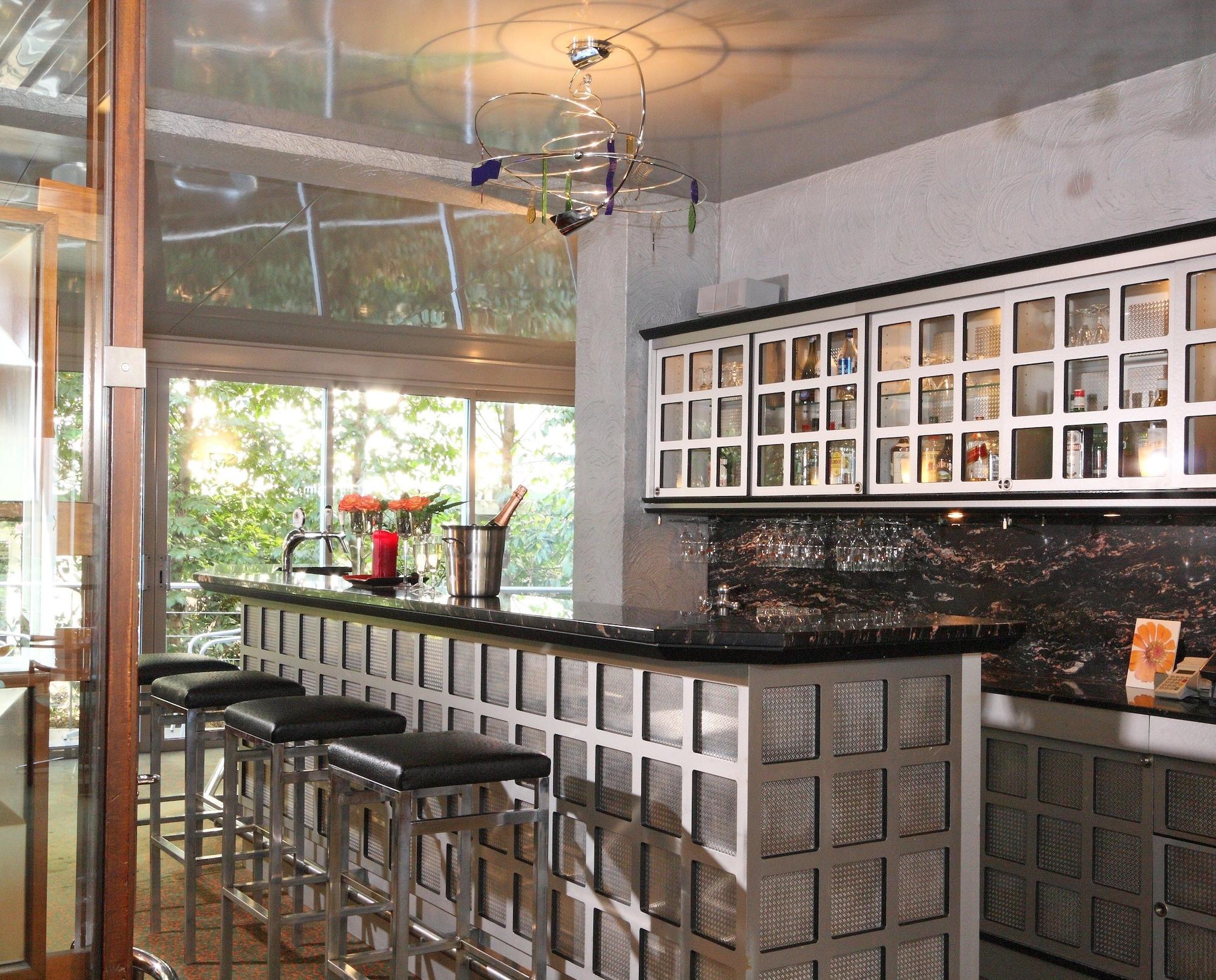 Bar/Salón Hotel Mon Repos