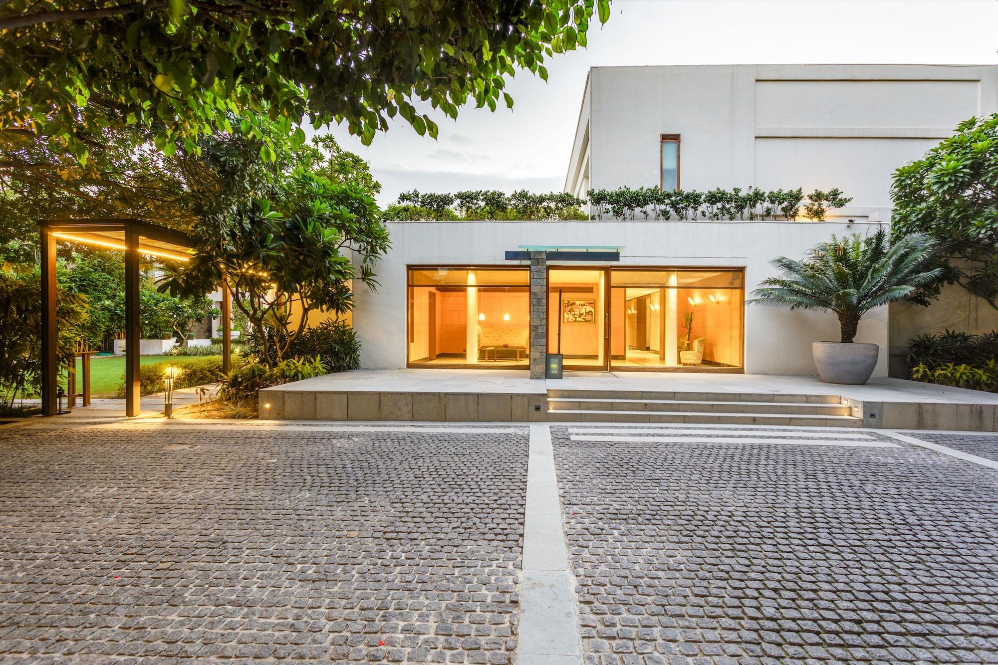 Vista Exterior The Manor - New Delhi