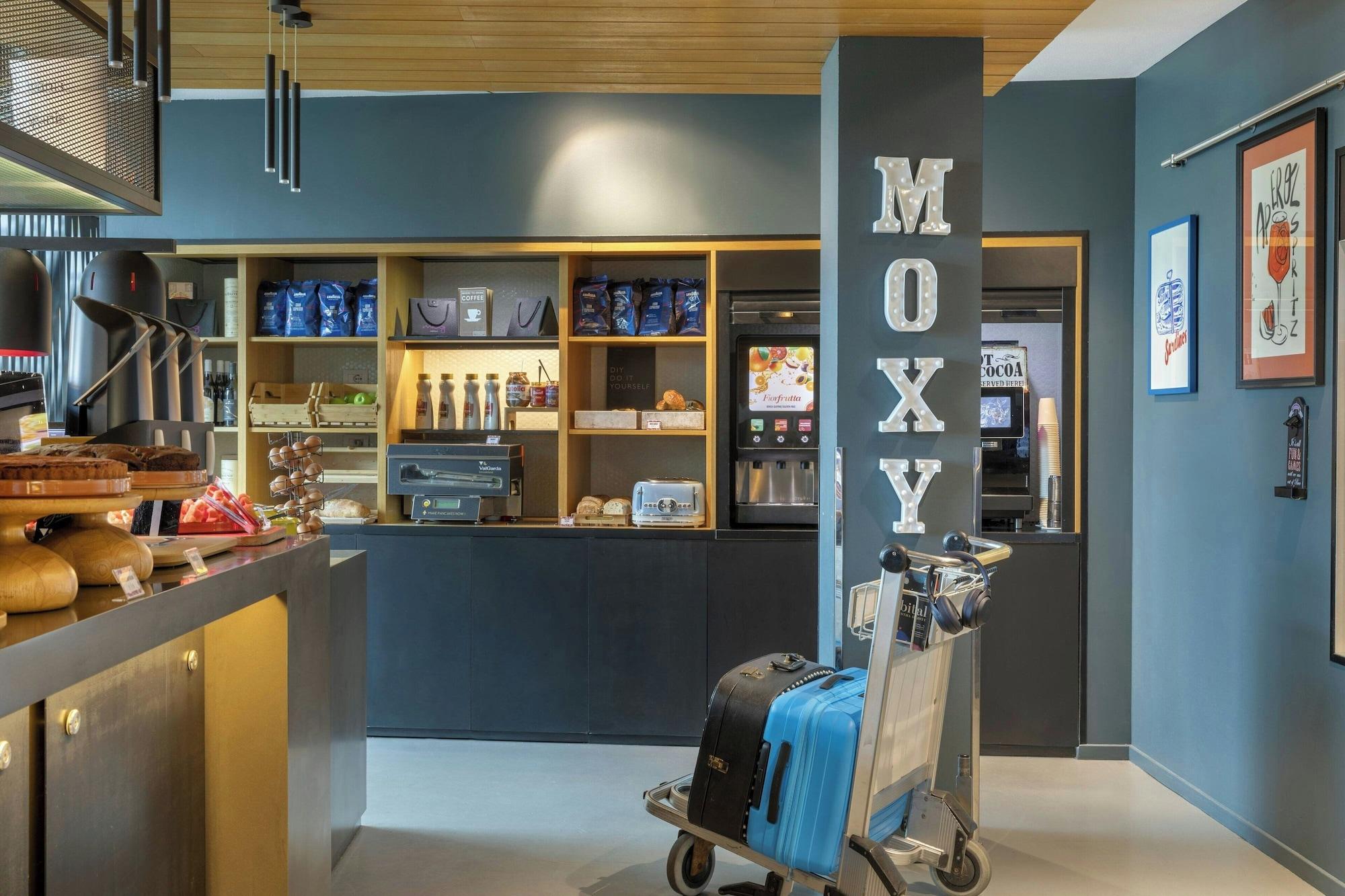 Vista Lobby MOXY Milan Malpensa Airport