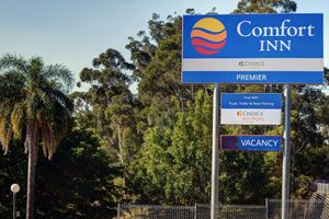 Alojamiento - Comfort Inn Premier