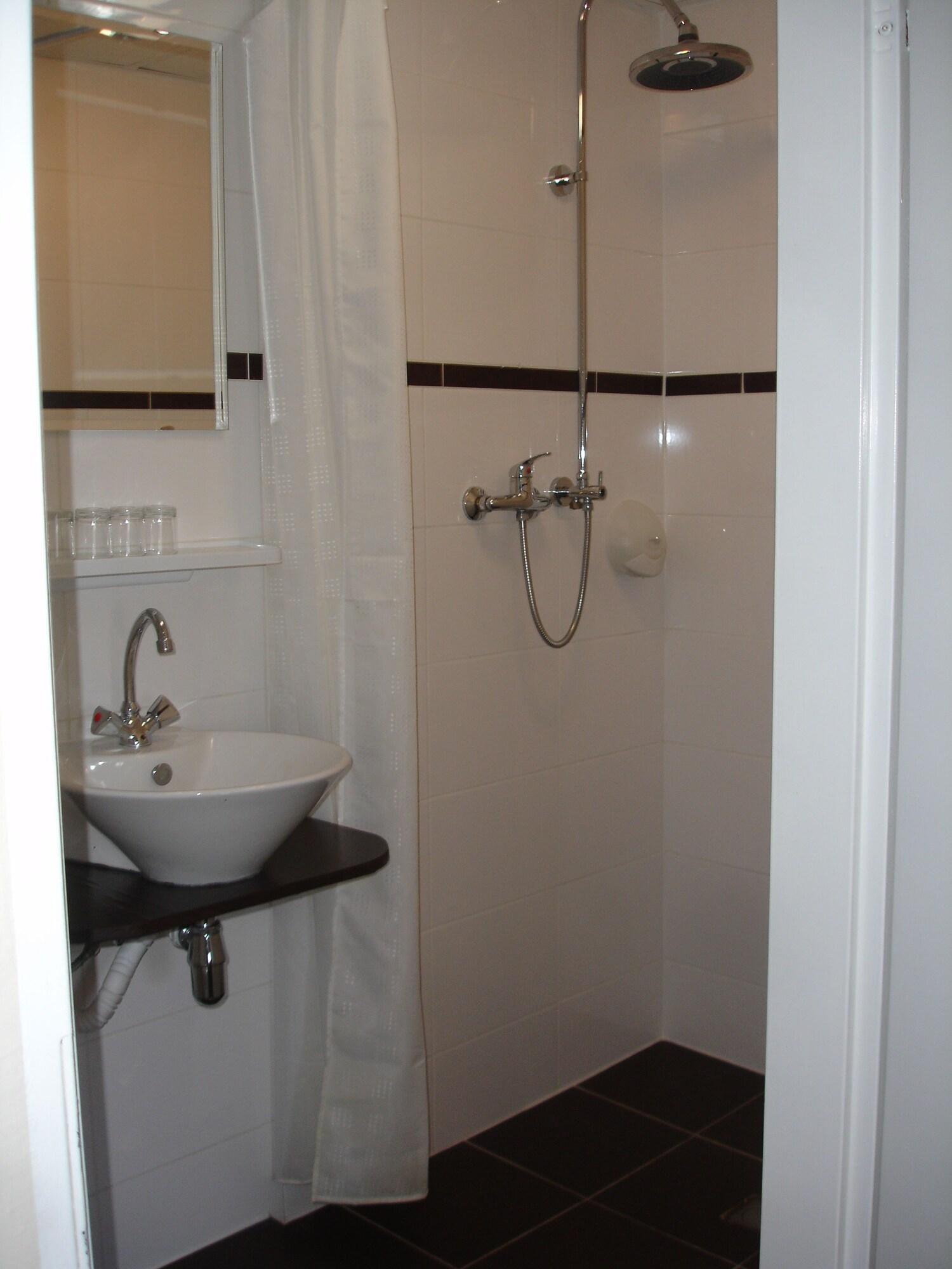 Equipamiento de Habitación Hotel 74