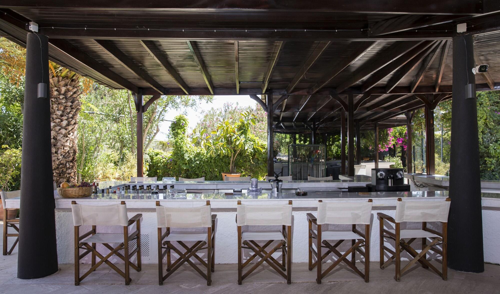 Bar/Salón Hotel Karia Princess