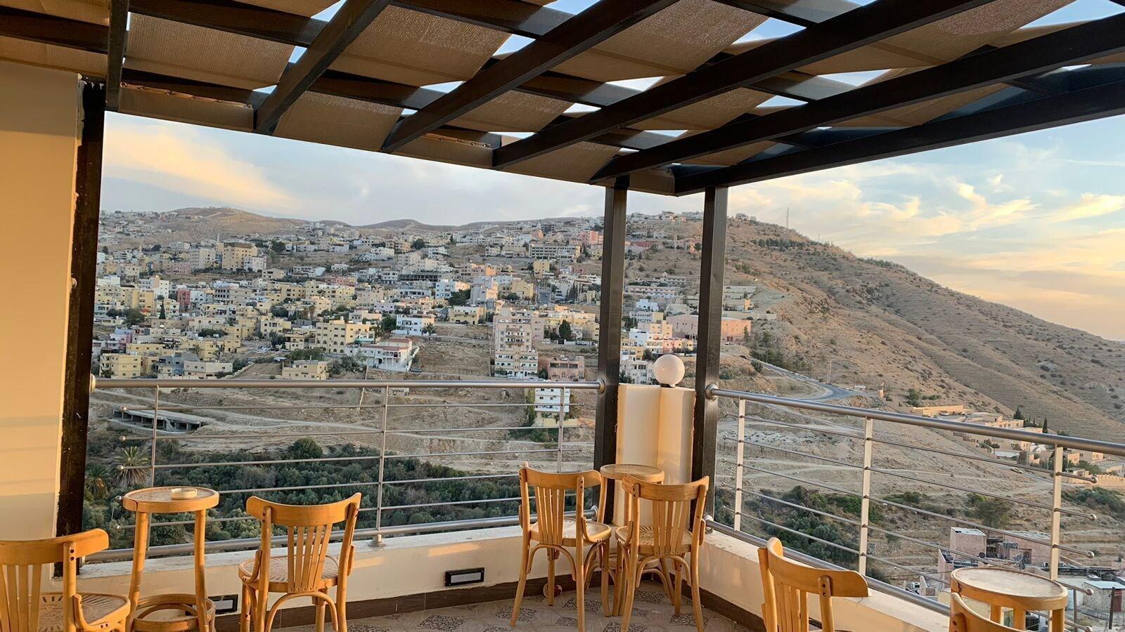 Restaurant Shaqilath Hotel