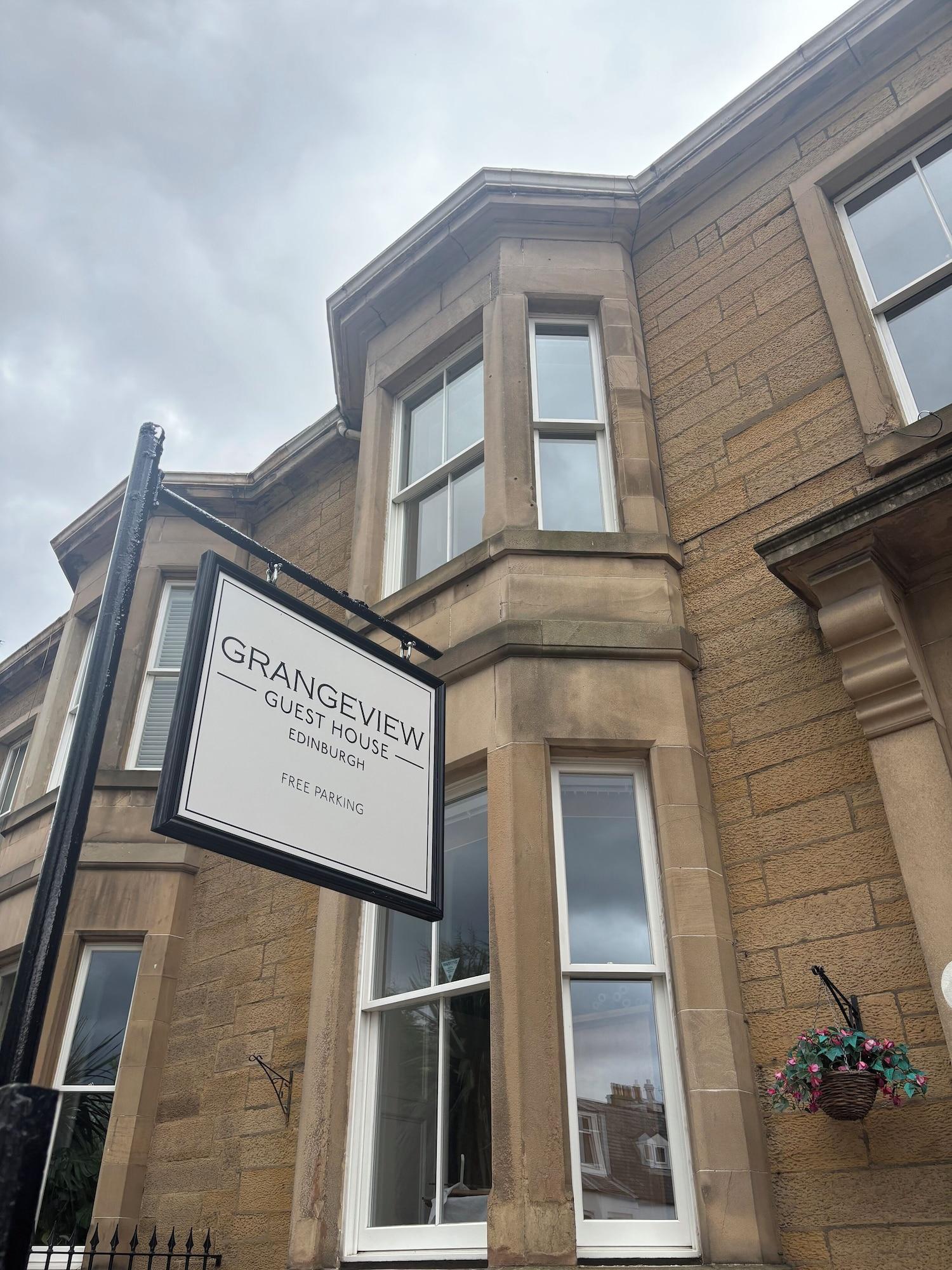 Varios Grangeview Guest House