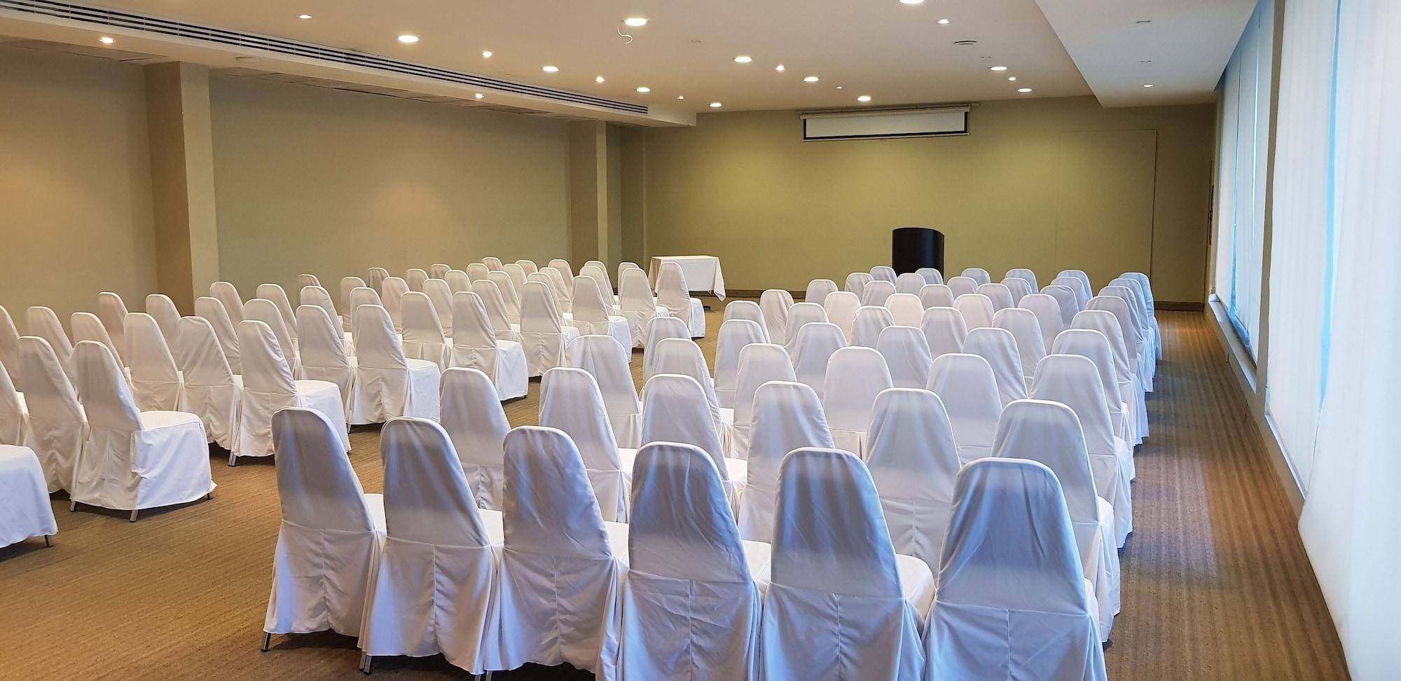 Sala de Reuniones Antaris Cintermex