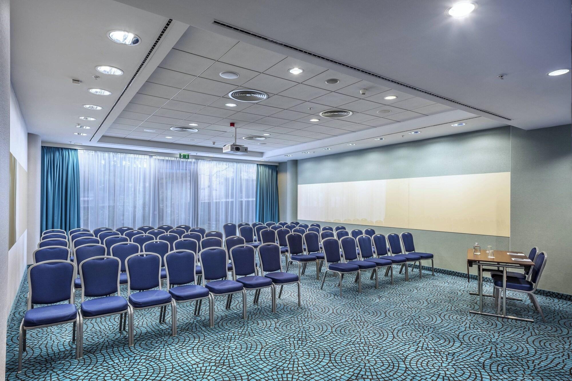 Sala de Reuniones Courtyard by Marriott Prague City