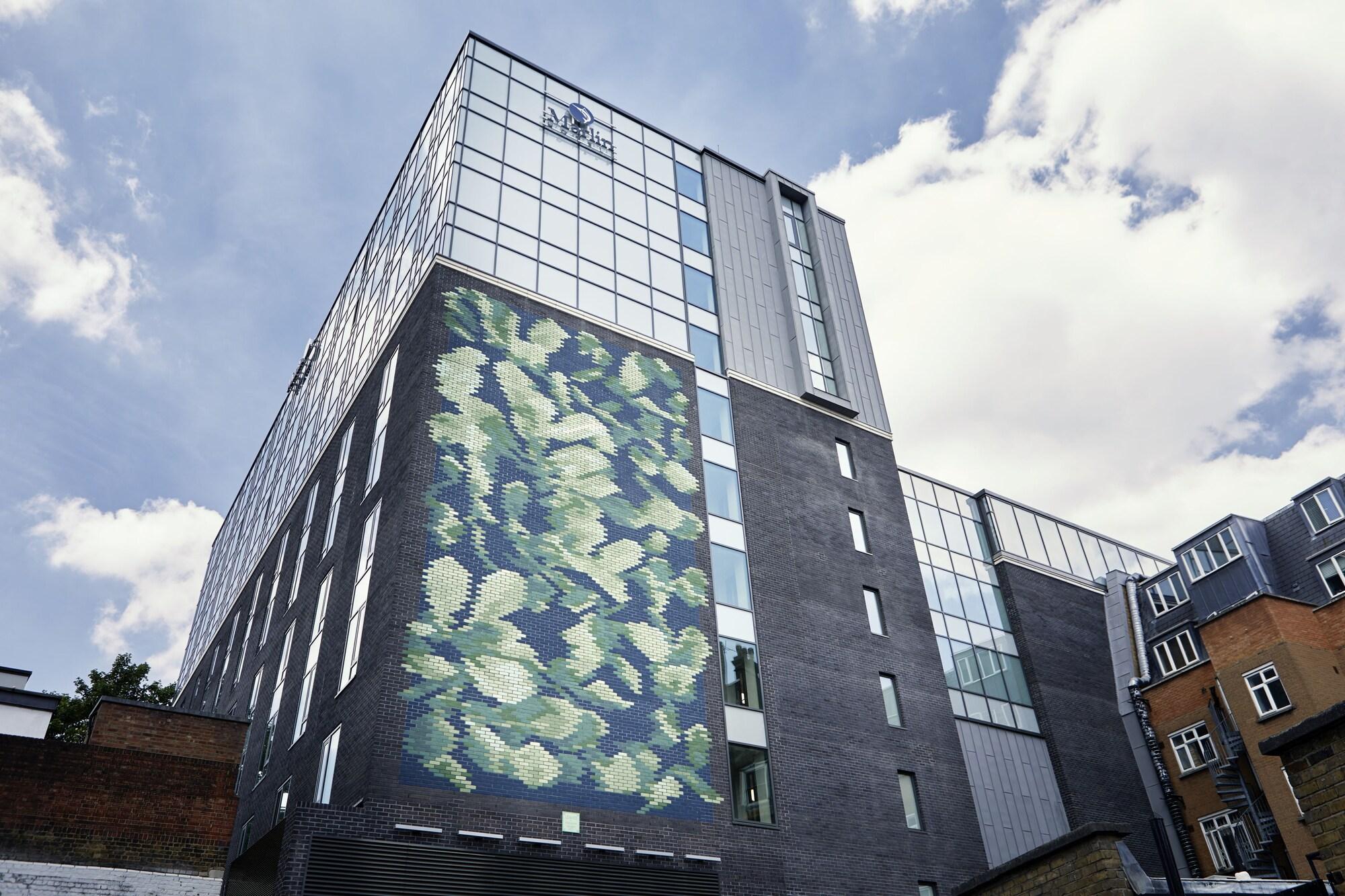 Vista Exterior Marlin Waterloo