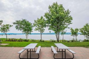 Alojamiento - Quality Suites Beaupre