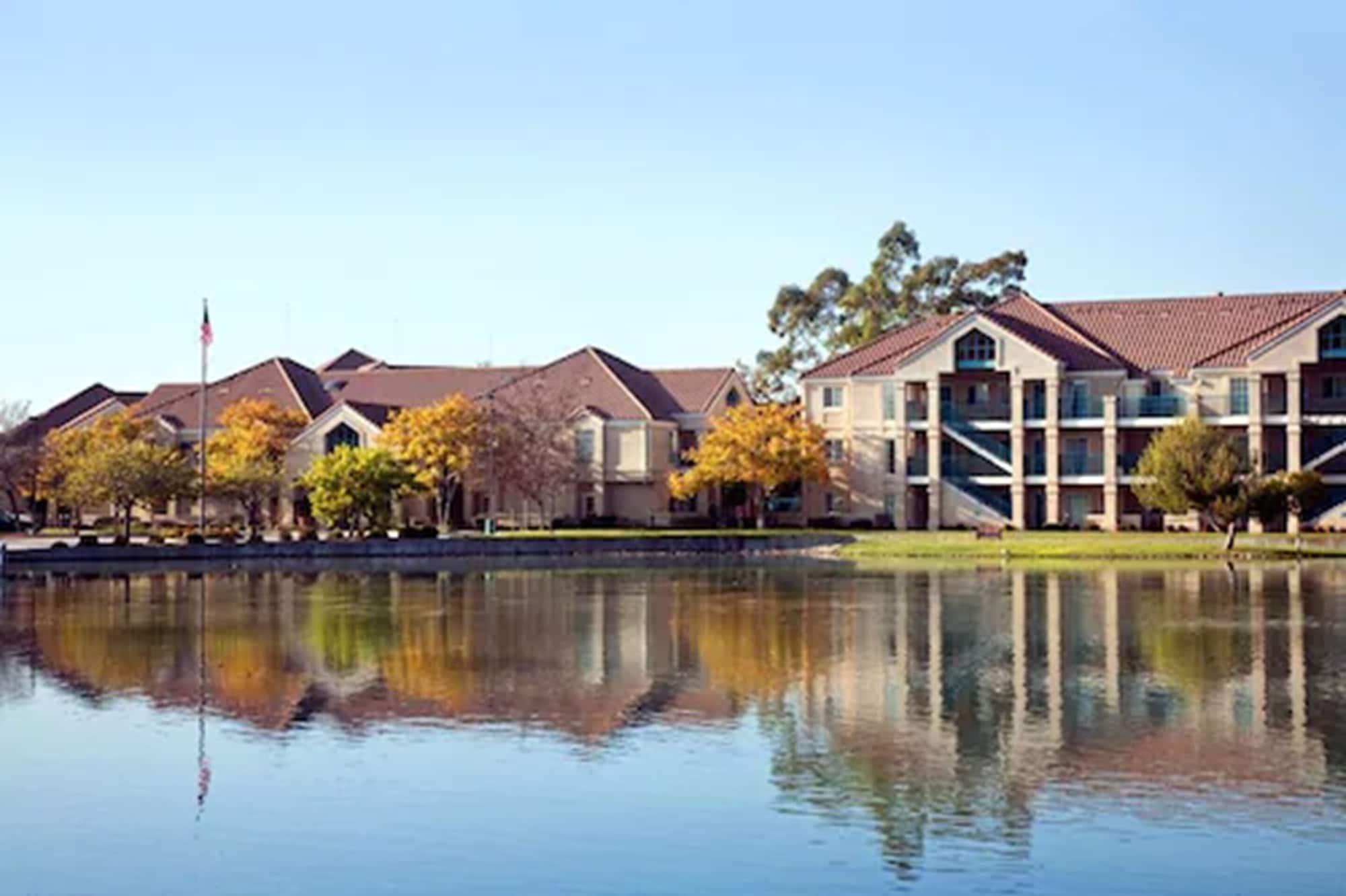 Vista Exterior HYATT house Belmont/Redwood Shores