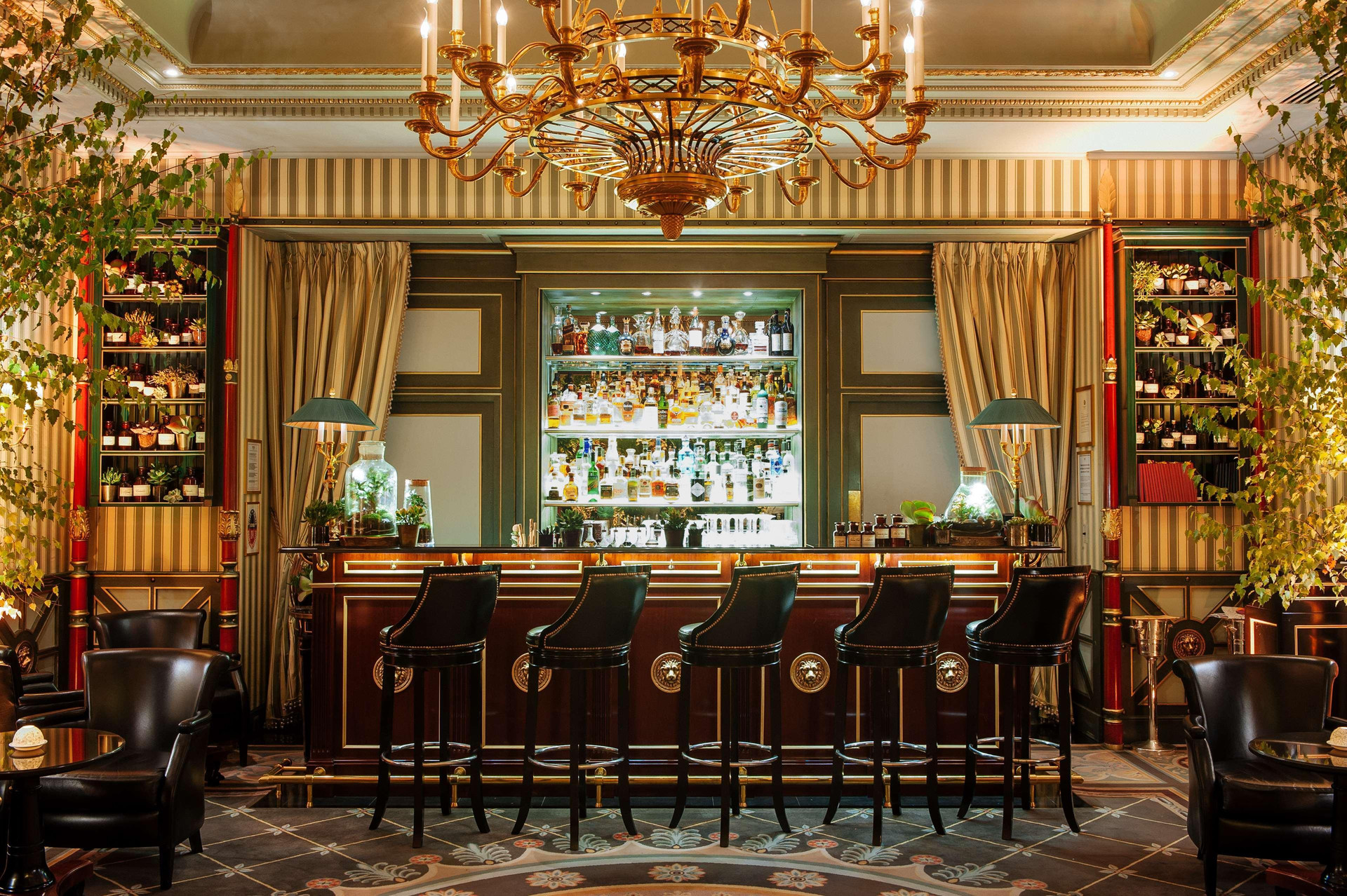 Bar/Salón Shangri-La Paris