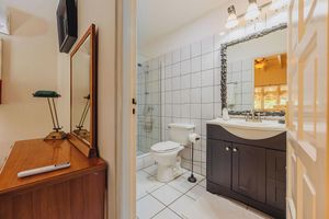 Alquiler Vacacional - Paradise Garden – Pool, Garden, WIFI, 4BR. The Perfect Retreat Near Beaches