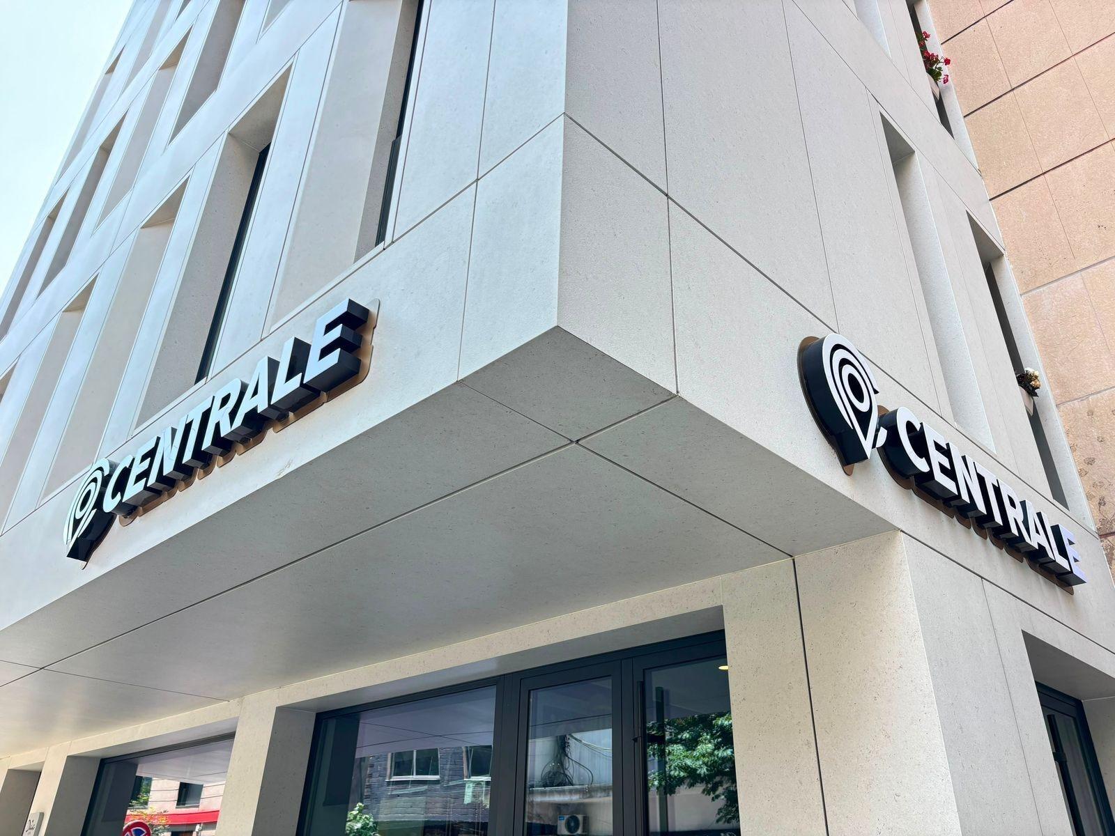 Vista Exterior Centrale Hotel Tirana
