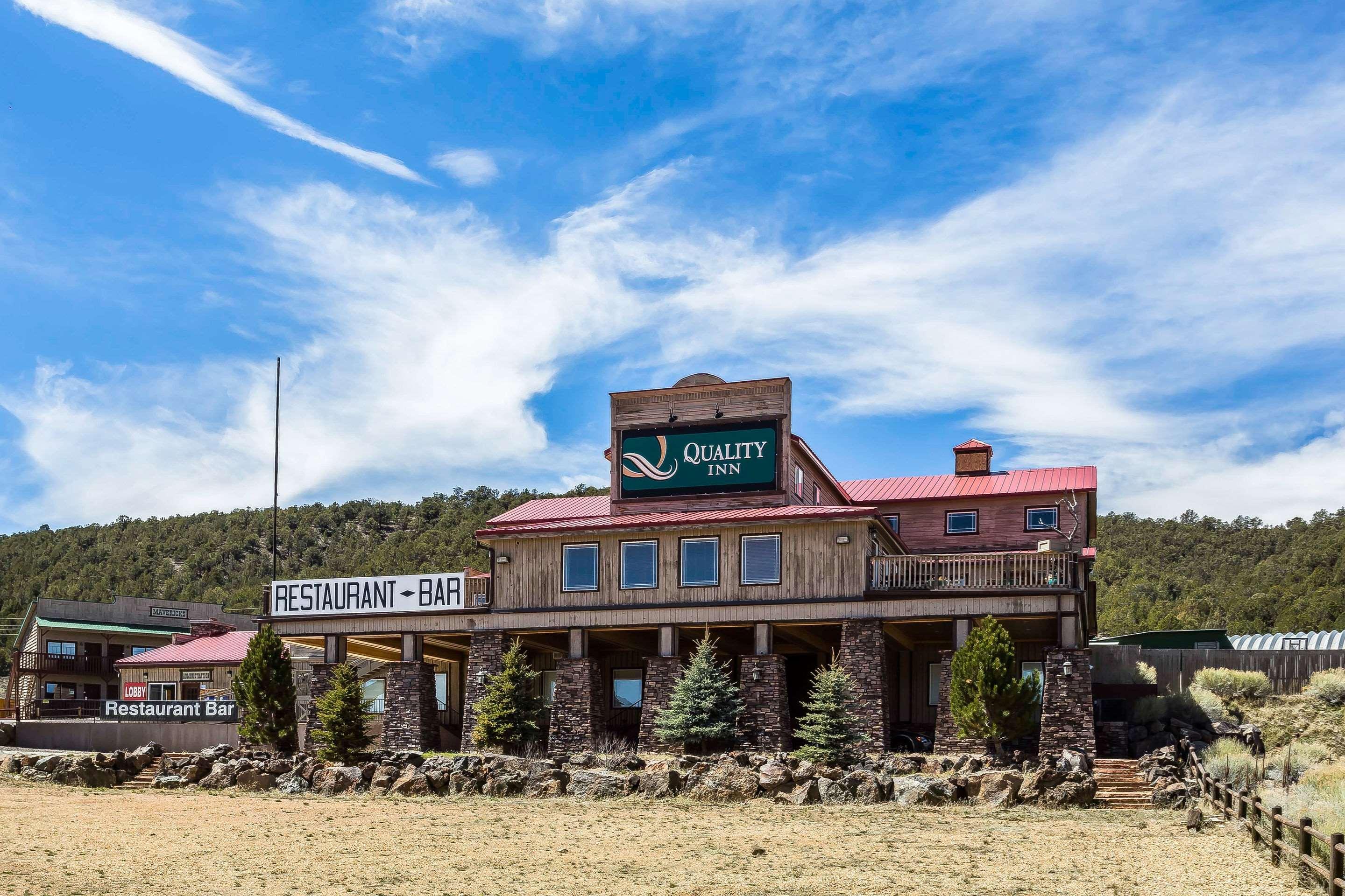 Vista Exterior Quality Inn Bryce Canyon