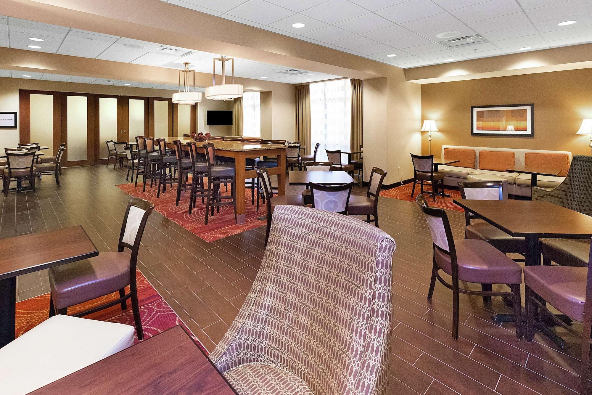 Restaurant Hampton Inn Waynesburg