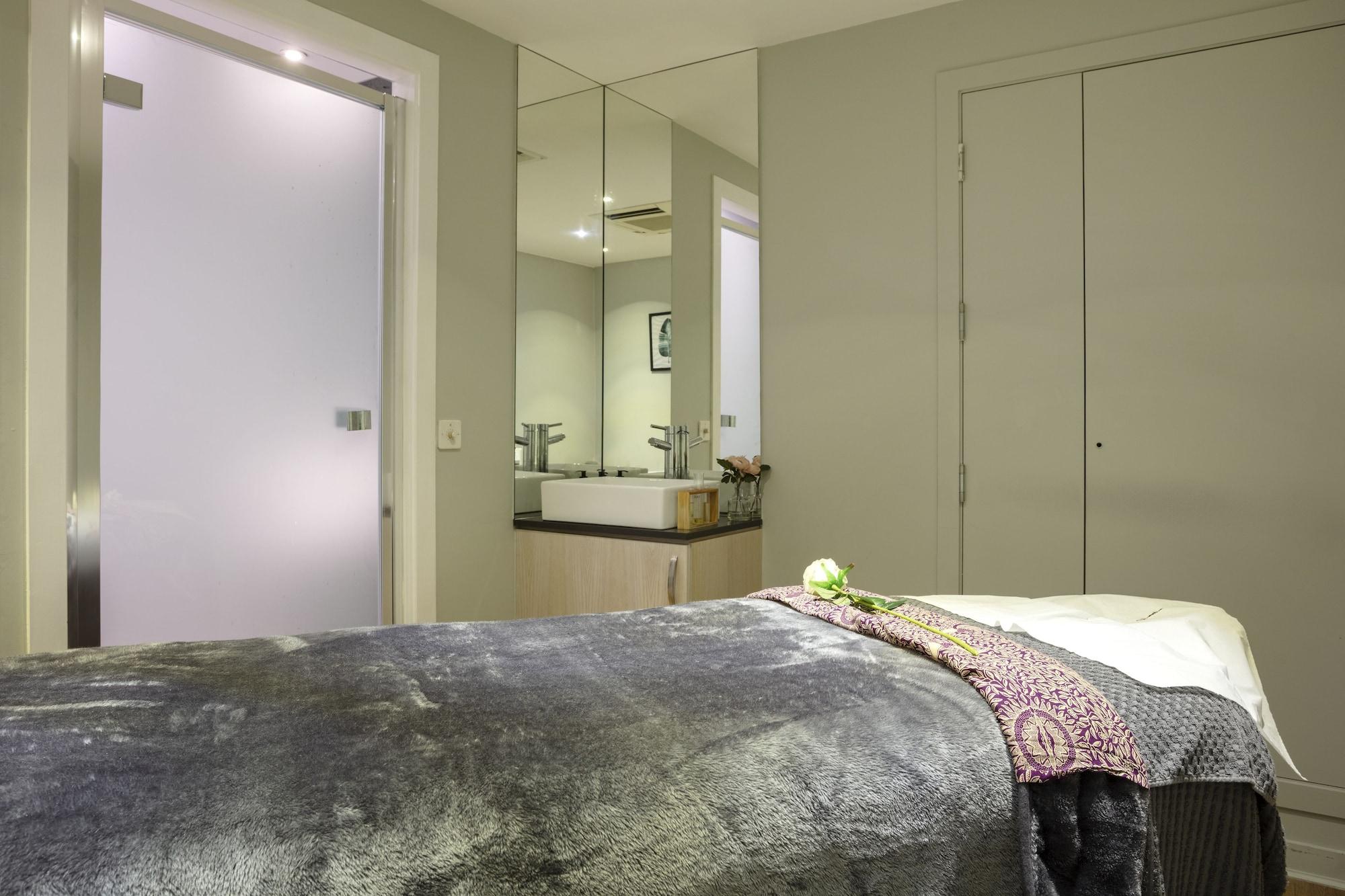 Spa Radisson Collection Hotel, Royal Mile Edinburgh