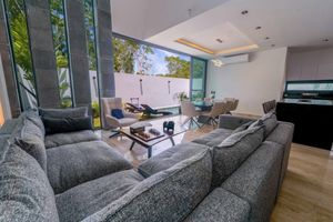 Alquiler Vacacional - Luxury 5-Bedroom Villa in Cancun with AC, WiFi, Heated Pool and Movie Theater