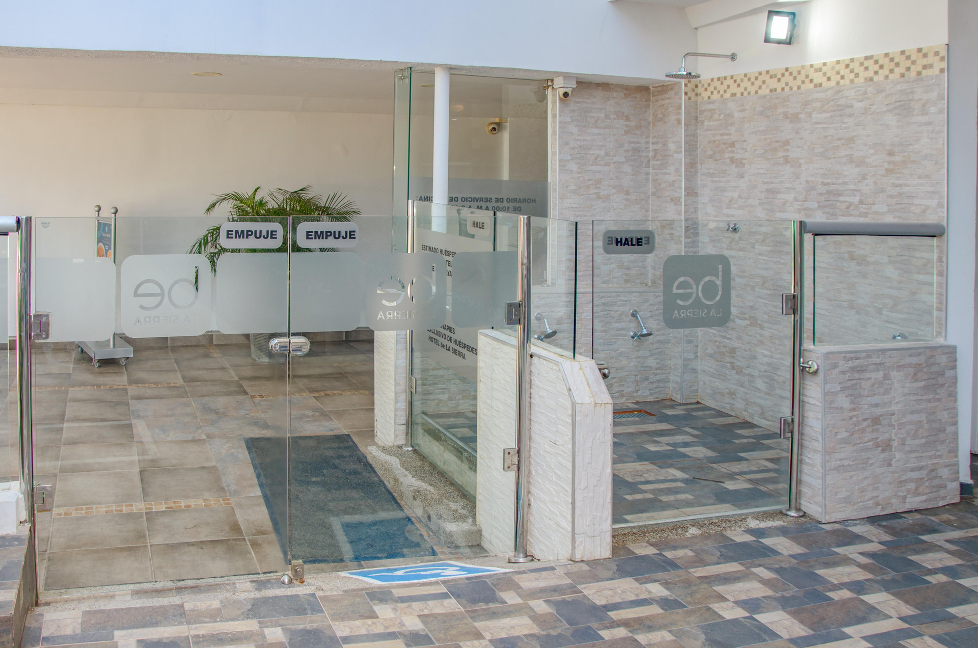 Varios Hotel be La Sierra