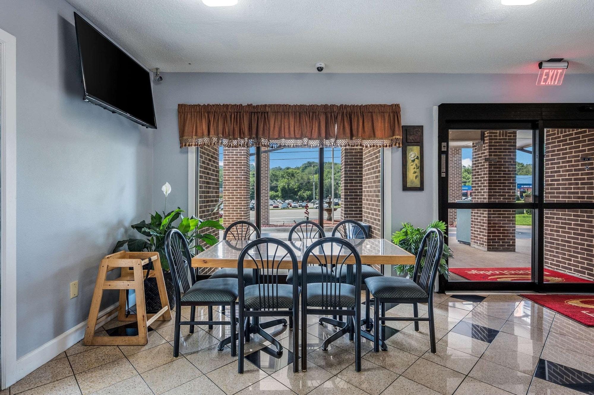 Restaurant Econo Lodge Inn & Suites