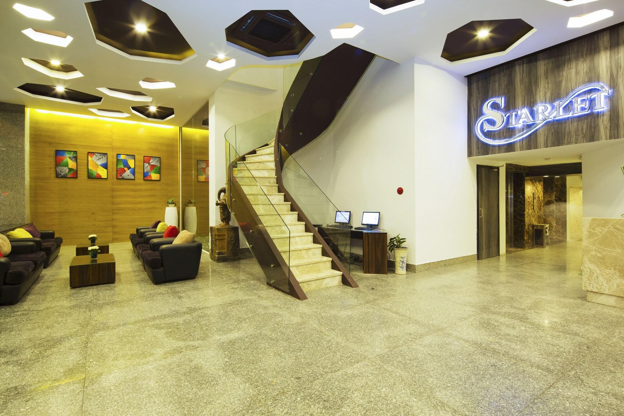 Vista Lobby Starlet Hotel