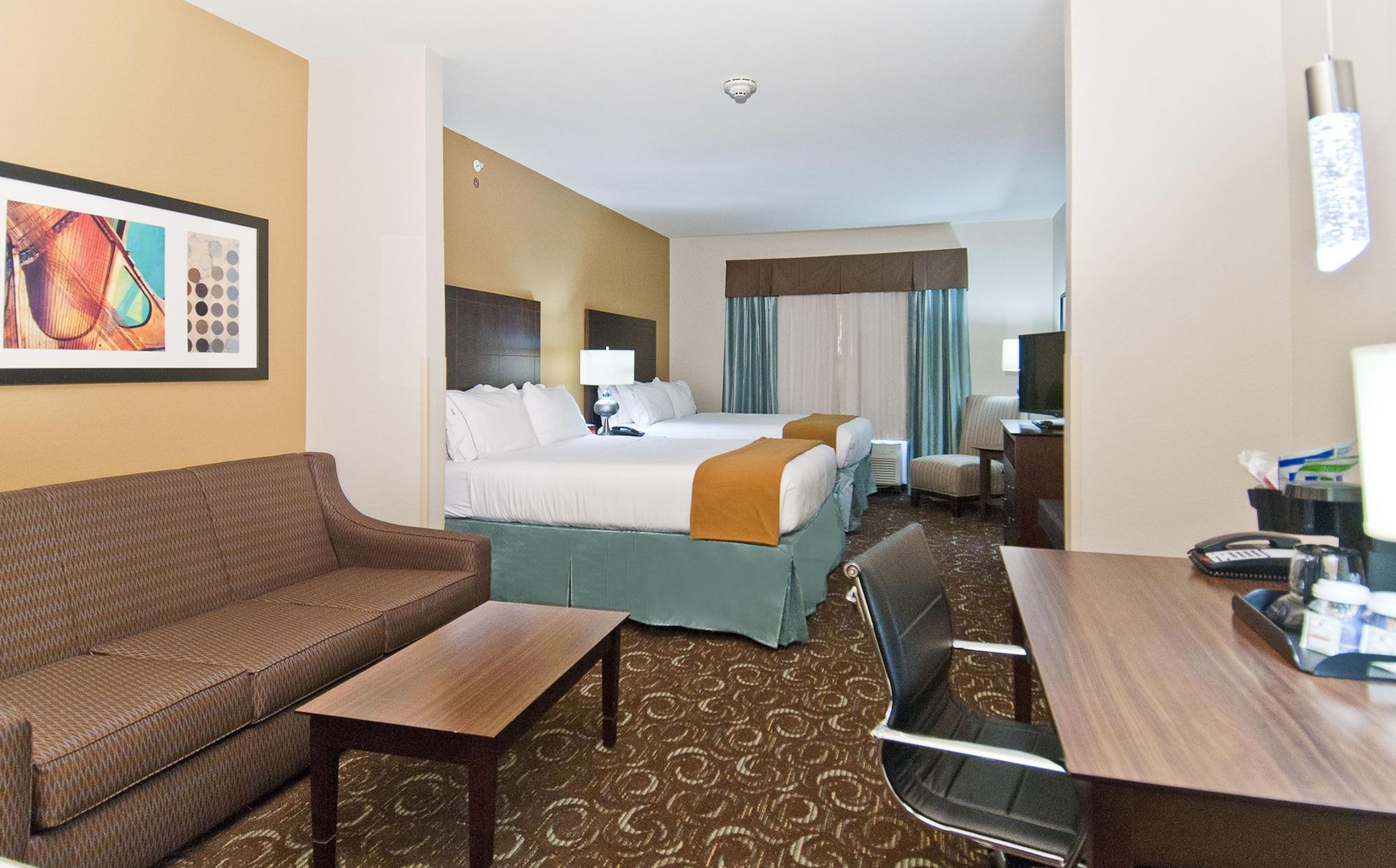 Habitación Holiday Inn Express & Suites San Antonio SE By At&t Center by IHG