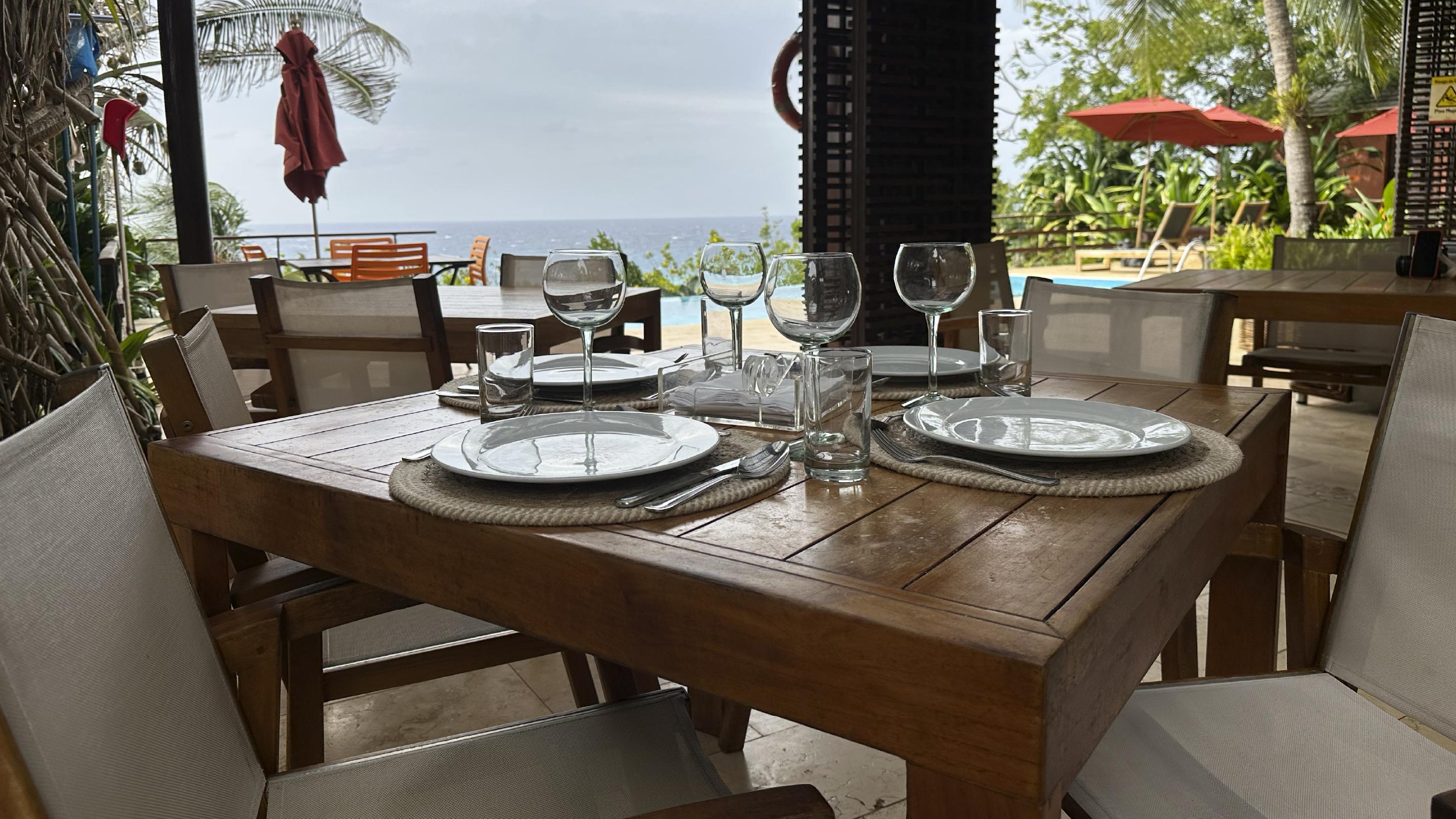 Restaurant Hotel Acantilado de La Tierra by On vacation