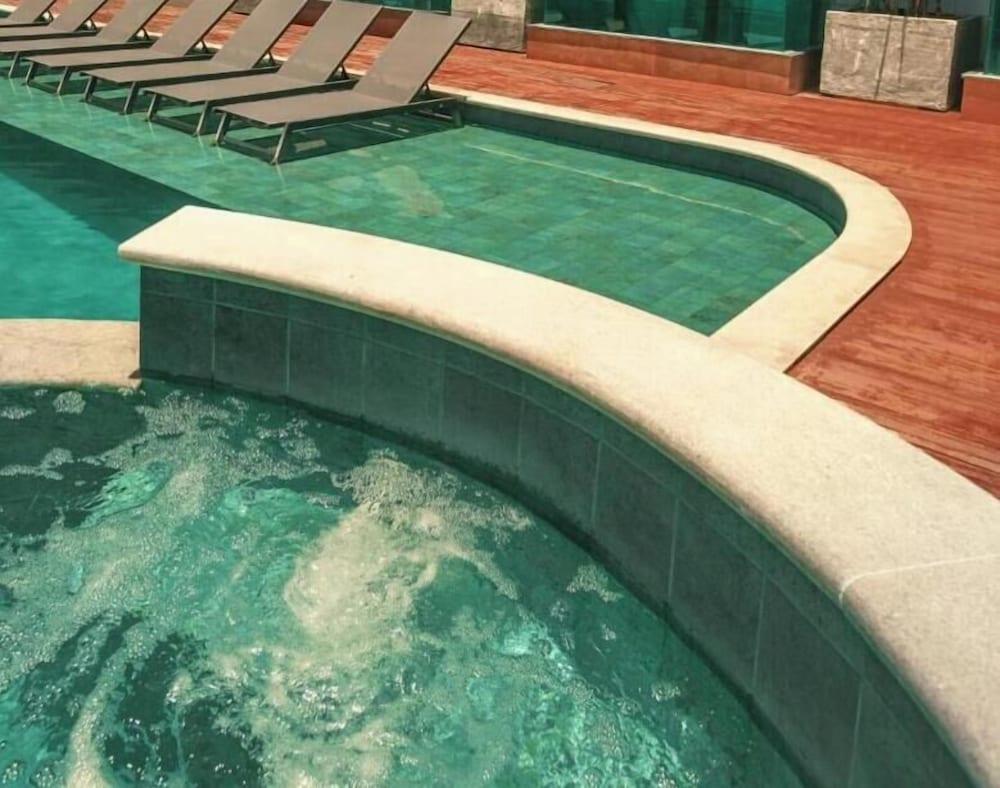 Vista Piscina Marino Beach Hotel