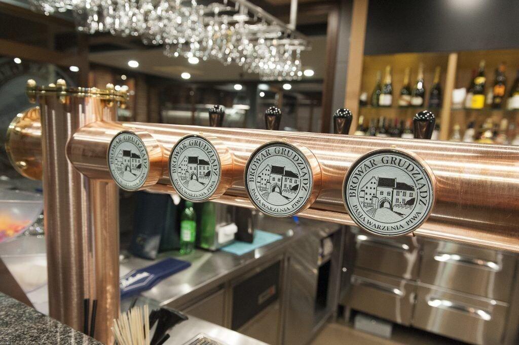 Bar/Salón Hotel Rad