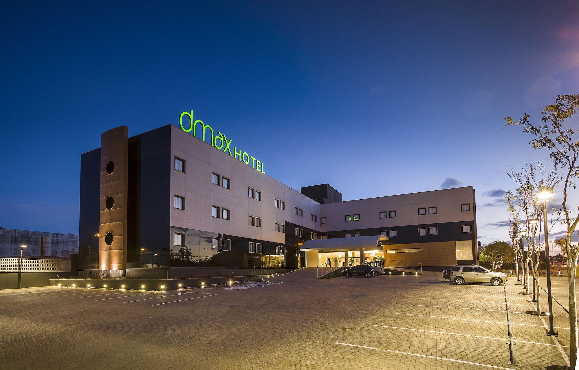 Varios DMax Hotel