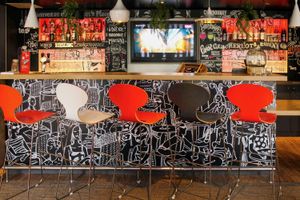 Alojamiento - ibis Paris Gennevilliers