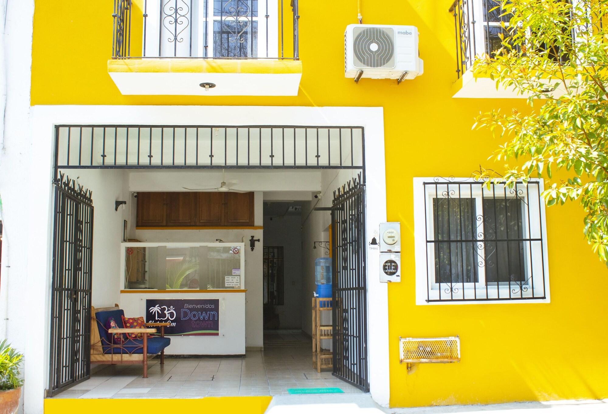 Varios HOTEL OM DOWNTOWN