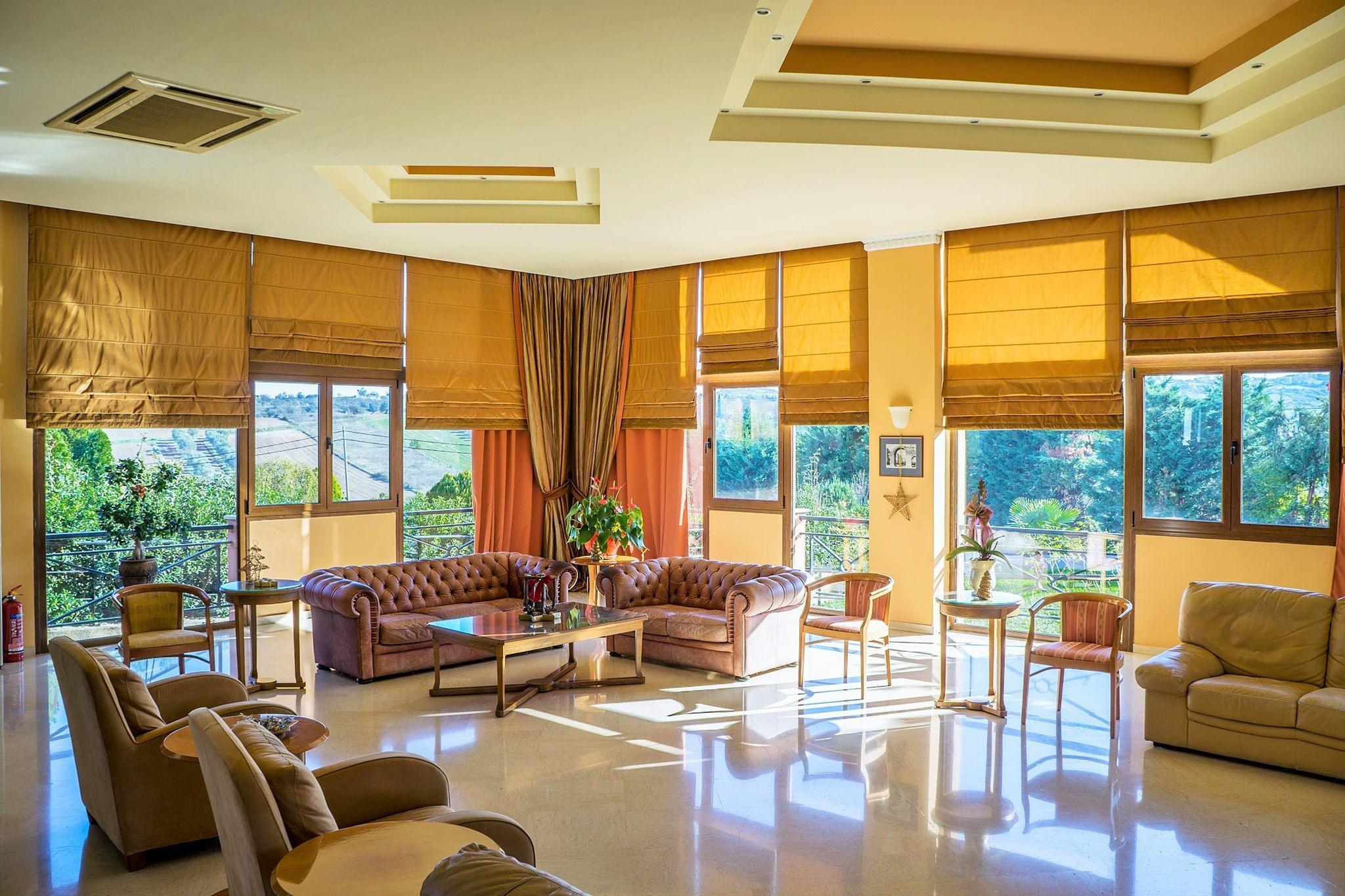 Vista Lobby Ambassador Hotel Thessaloniki