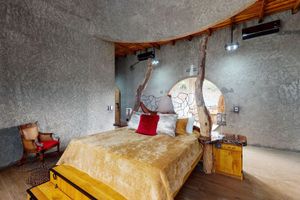 Renta Vacacional - Luxurious Castle; Ocean Views & Waterfalls! Complimentary Onsite Driver and Chef