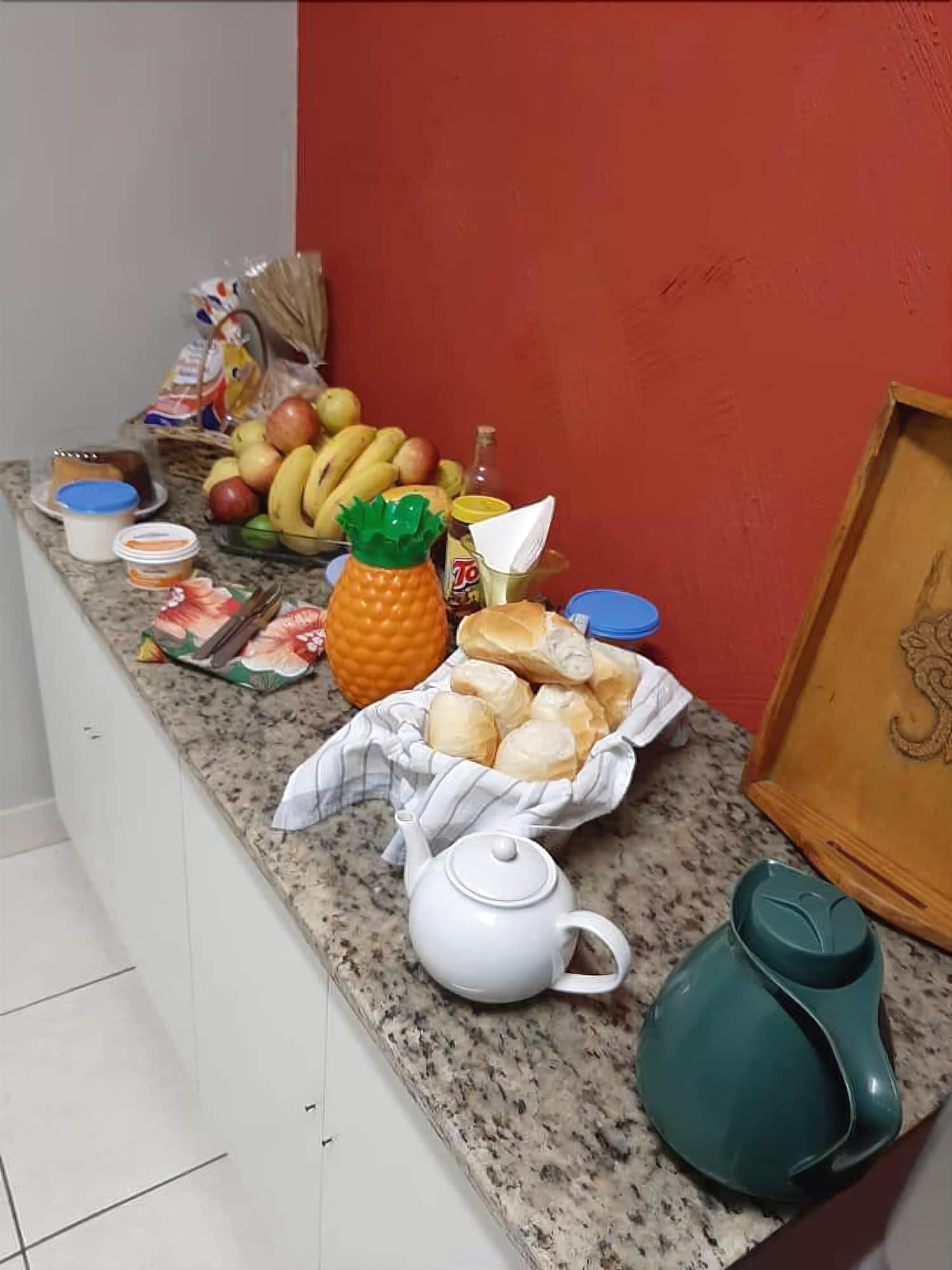 Restaurant Hotel Hostel Lapa