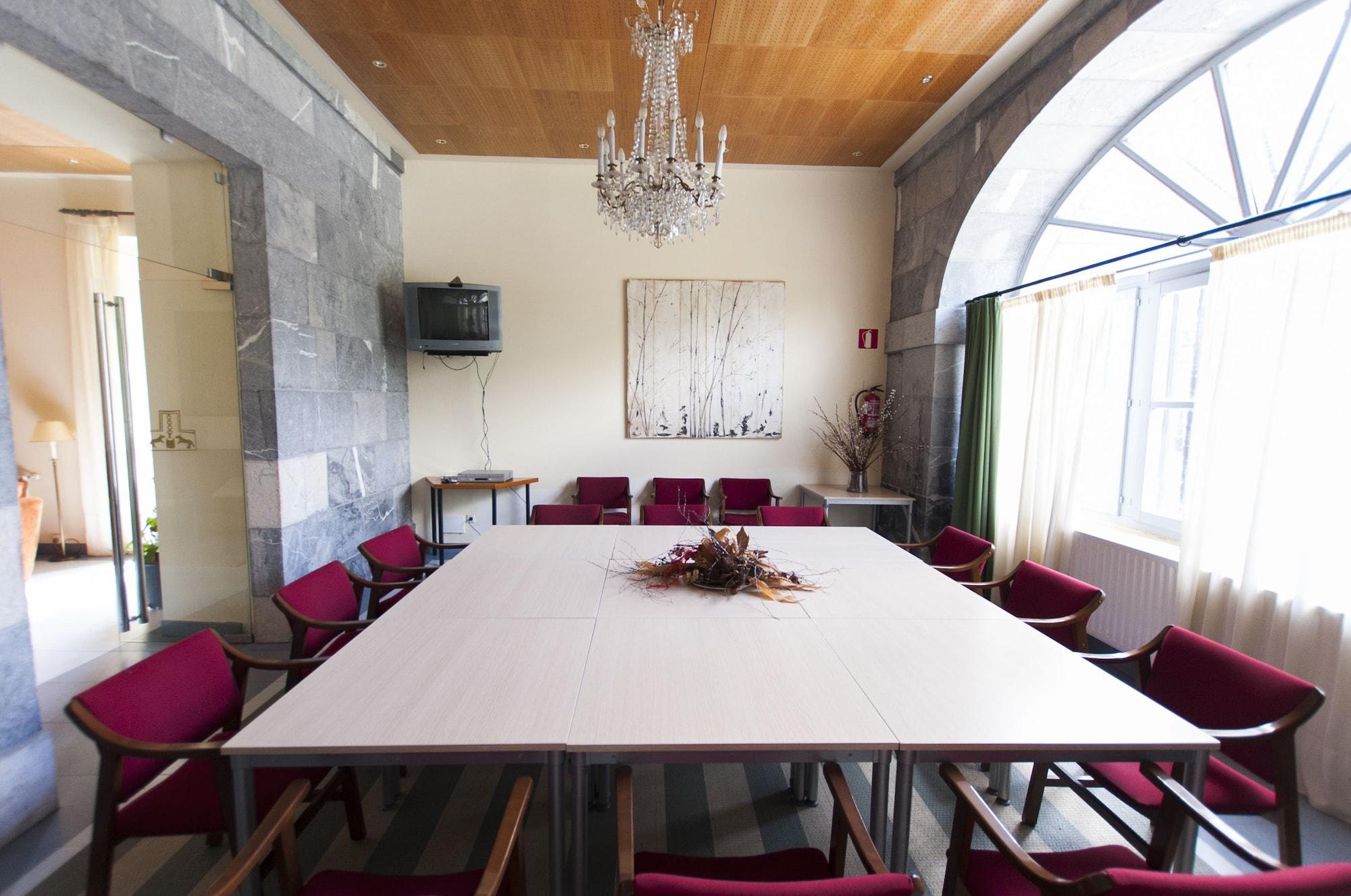 Sala de Reuniones Arrupe